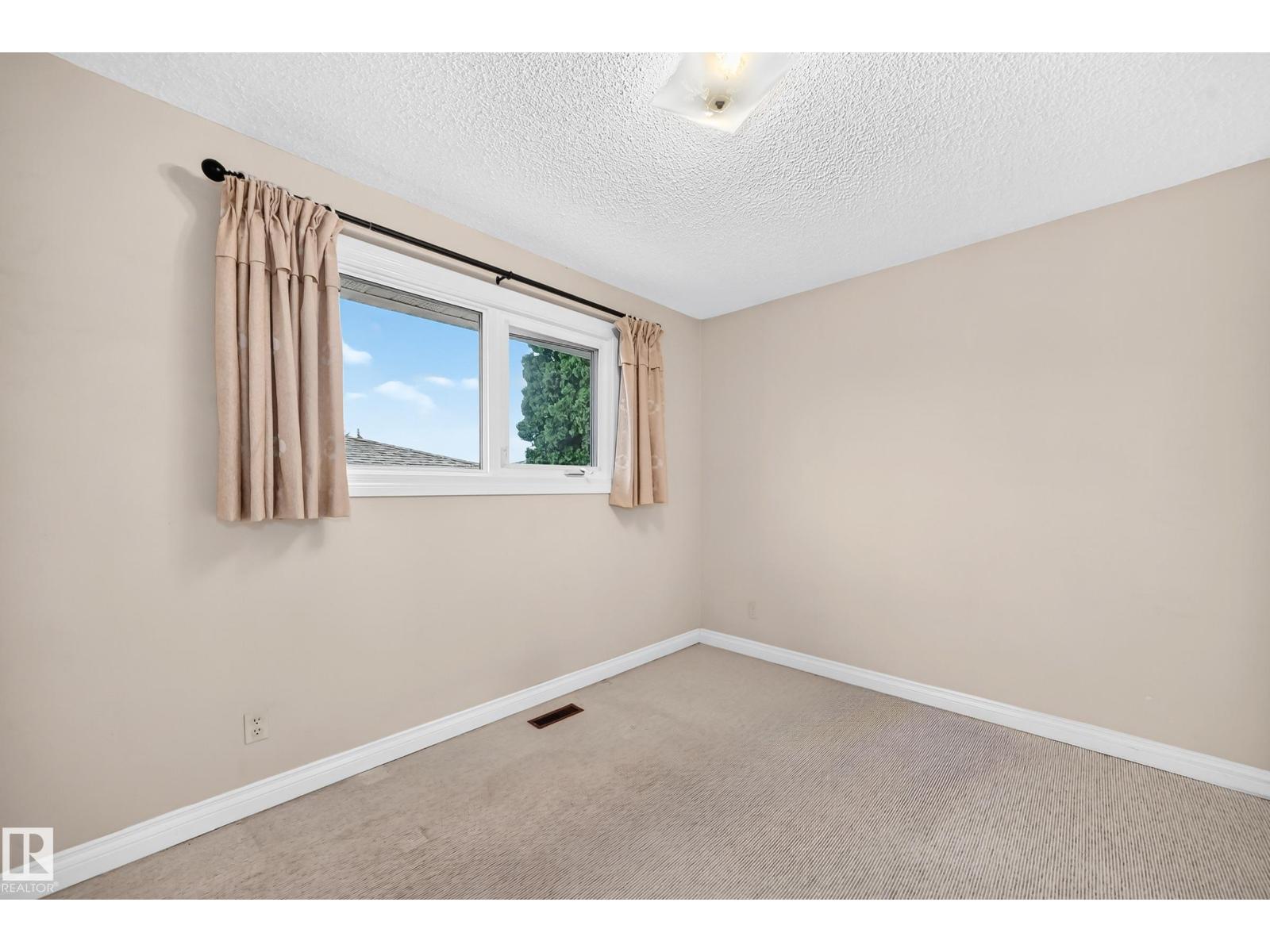 15020 88 St Nw Property Photo 24