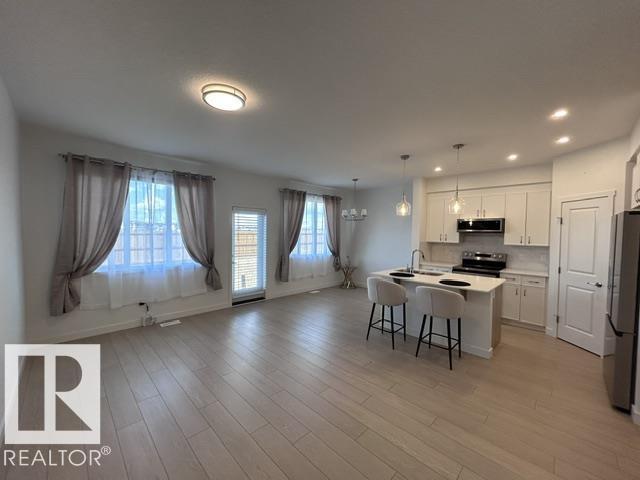 20936 16 Av Nw Property Photo 7