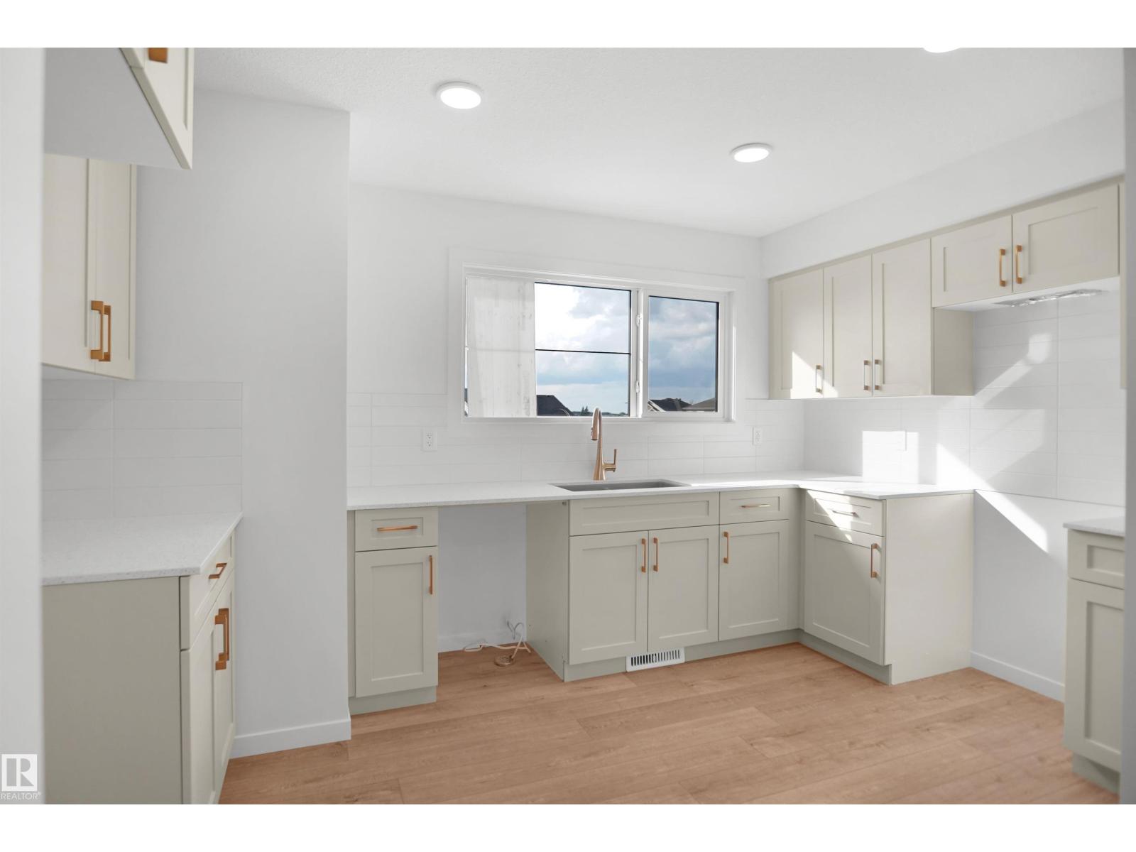1423 9 St Nw Property Photo 12
