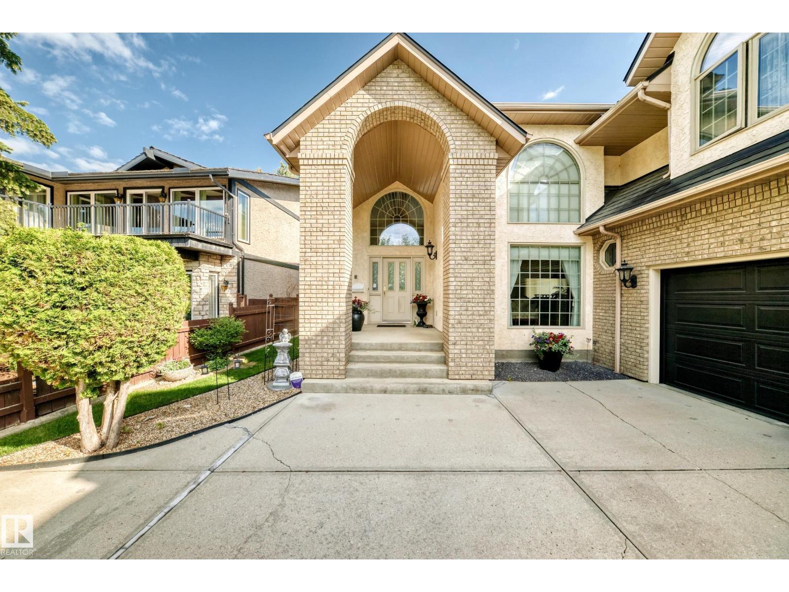17416 53 Av Nw Property Photo 3