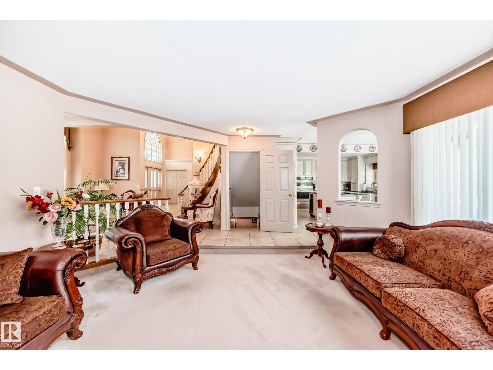 17416 53 Av Nw Property Photo 9
