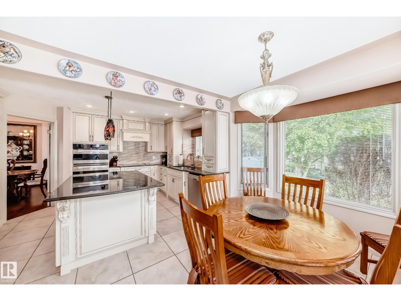 17416 53 Av Nw Property Photo 11