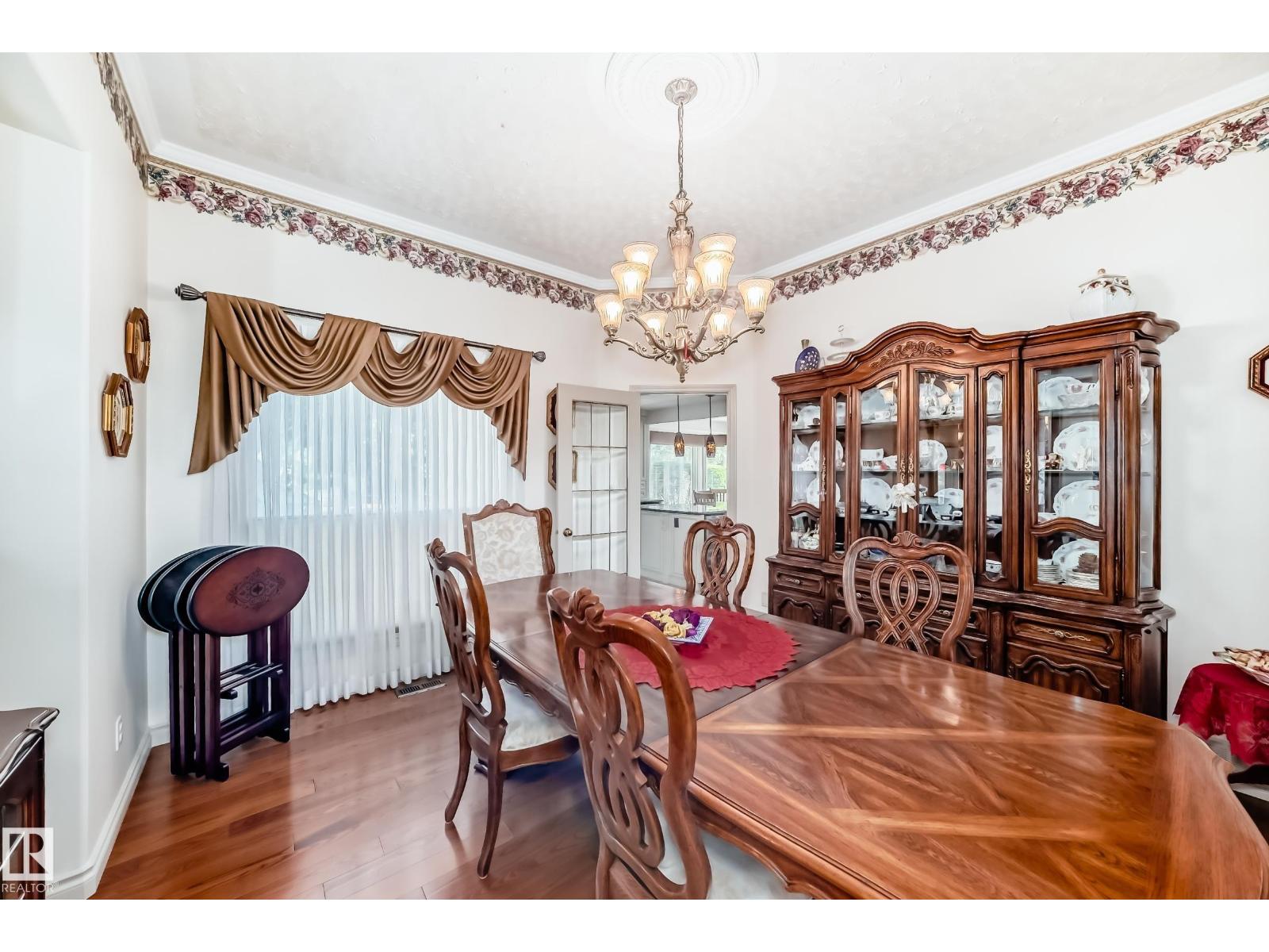 17416 53 Av Nw Property Photo 15