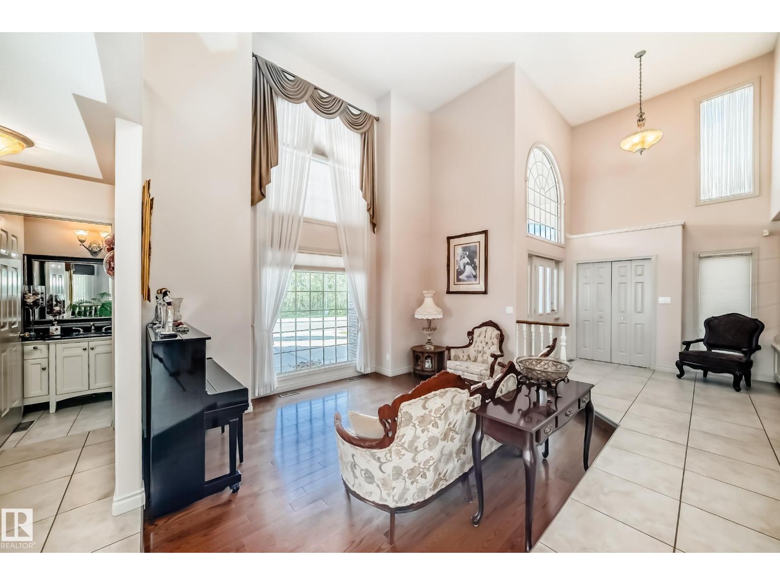 17416 53 Av Nw Property Photo 17