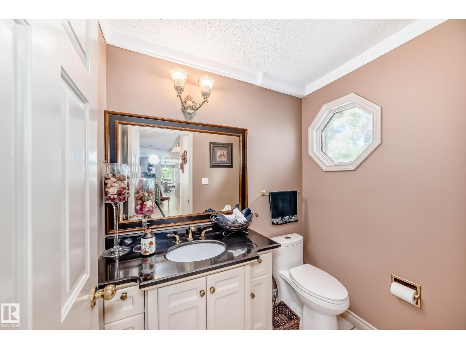 17416 53 Av Nw Property Photo 23