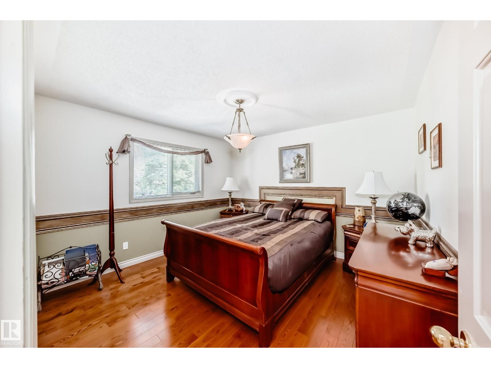 17416 53 Av Nw Property Photo 39