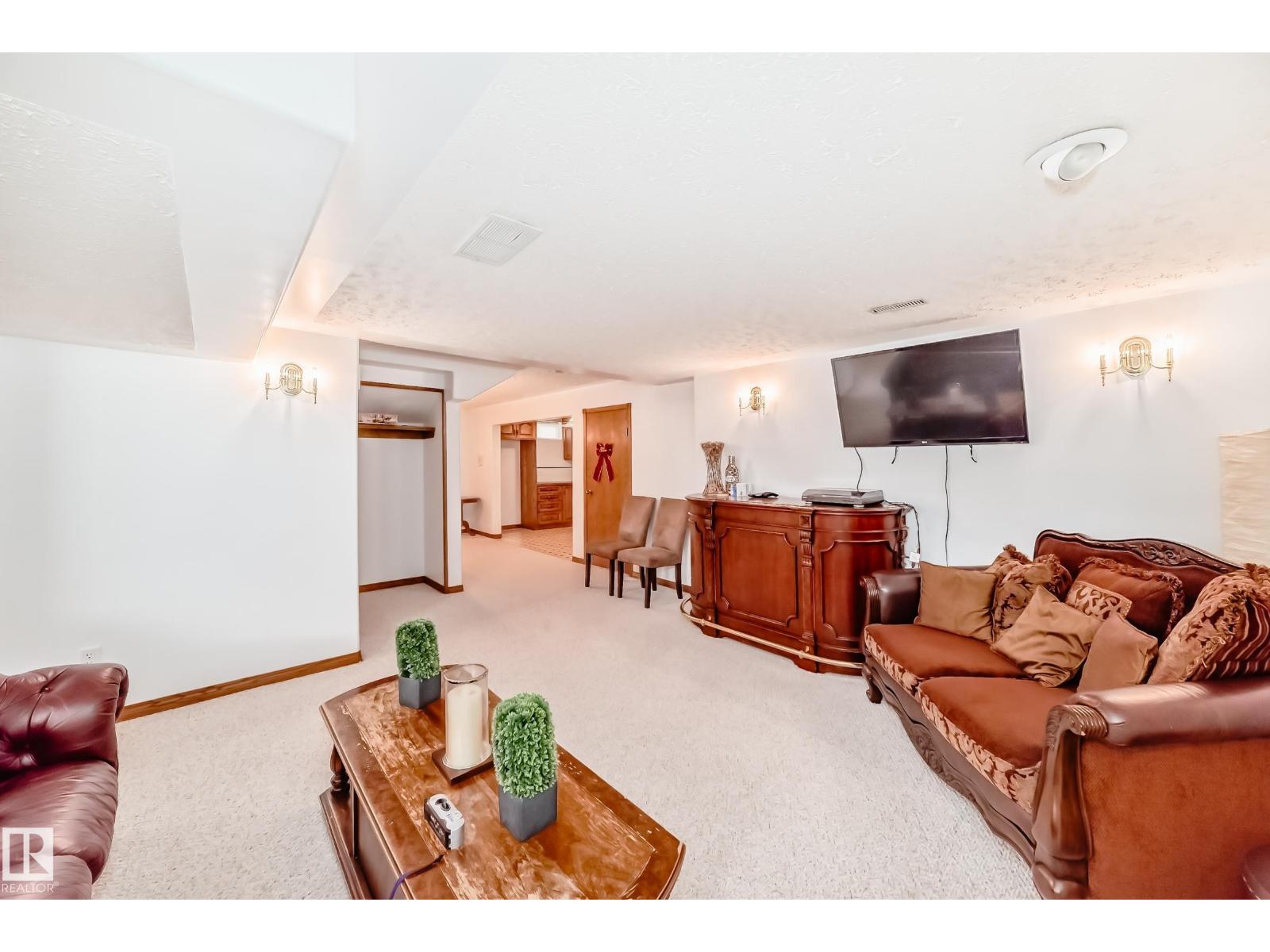 17416 53 Av Nw Property Photo 52
