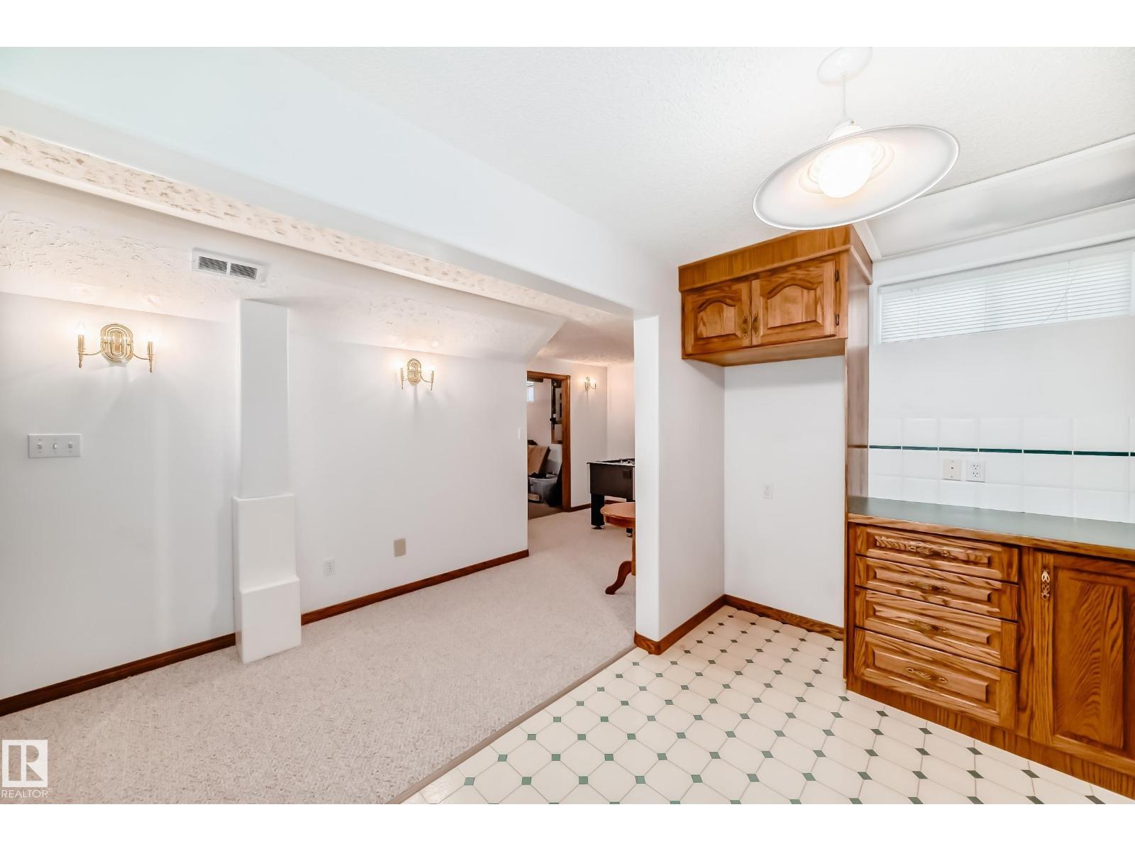 17416 53 Av Nw Property Photo 60