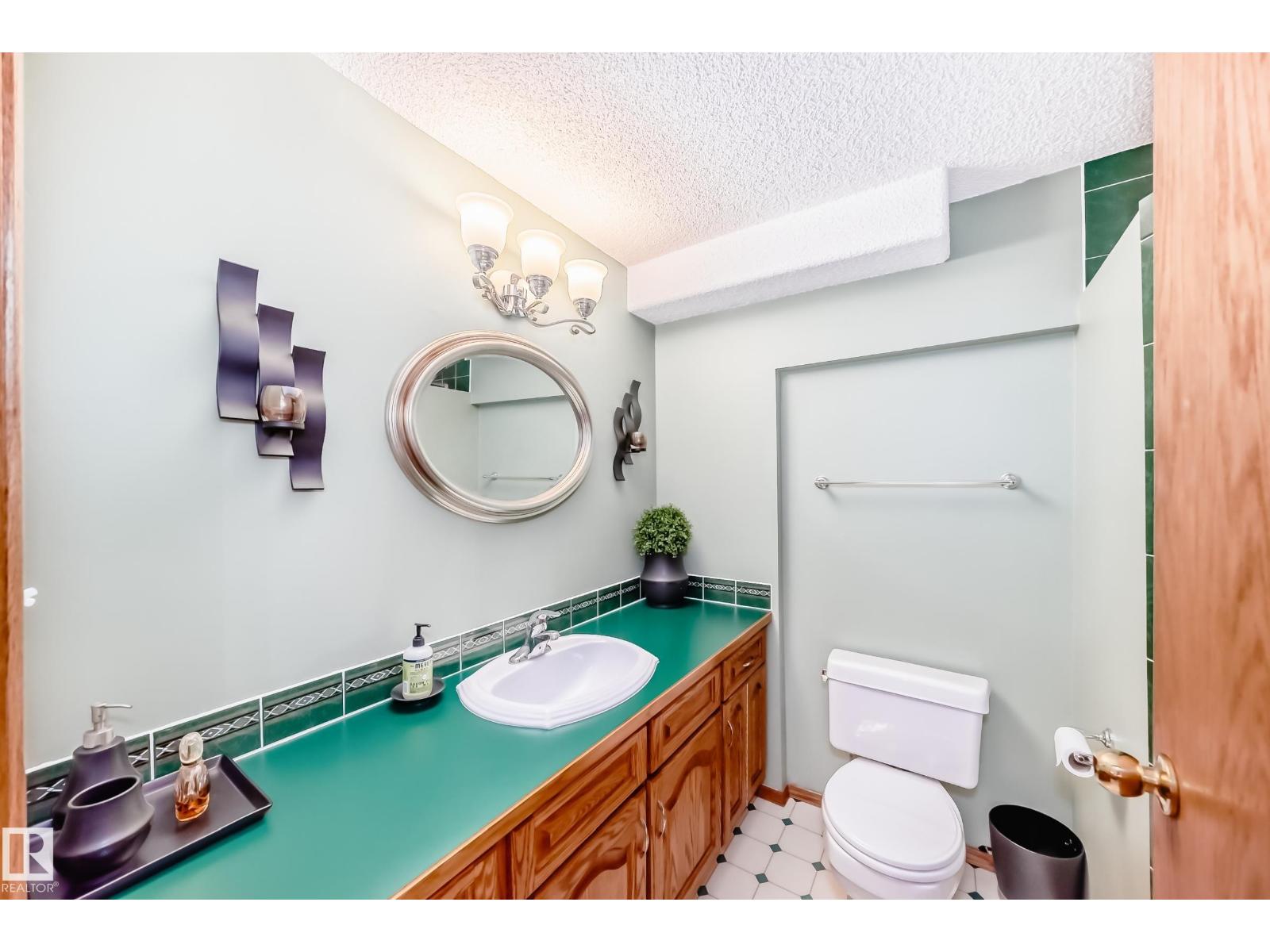 17416 53 Av Nw Property Photo 63