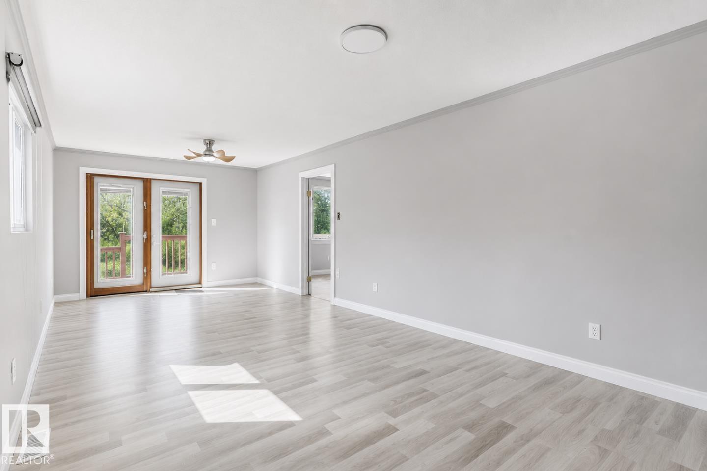5409 45 St Property Photo 22