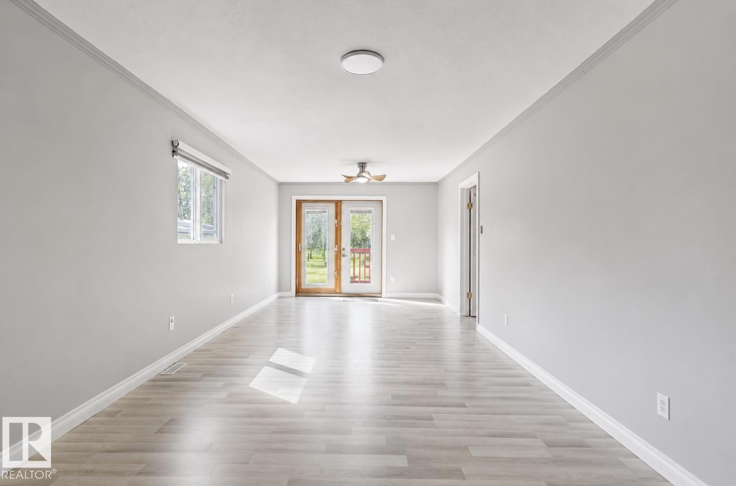 5409 45 St Property Photo 23