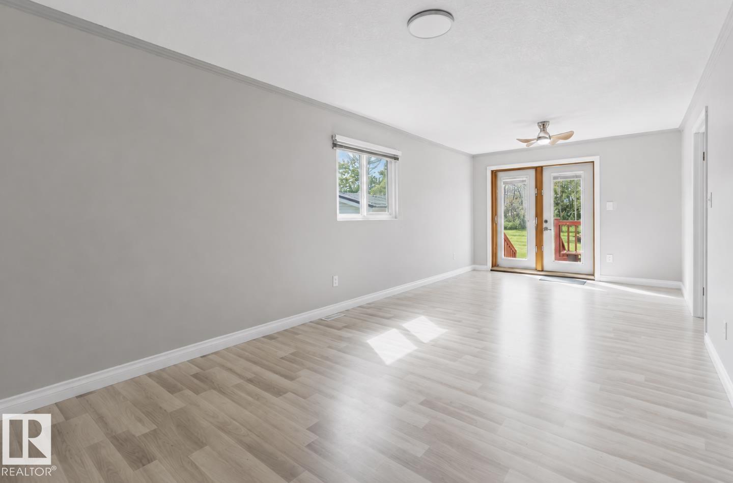 5409 45 St Property Photo 25