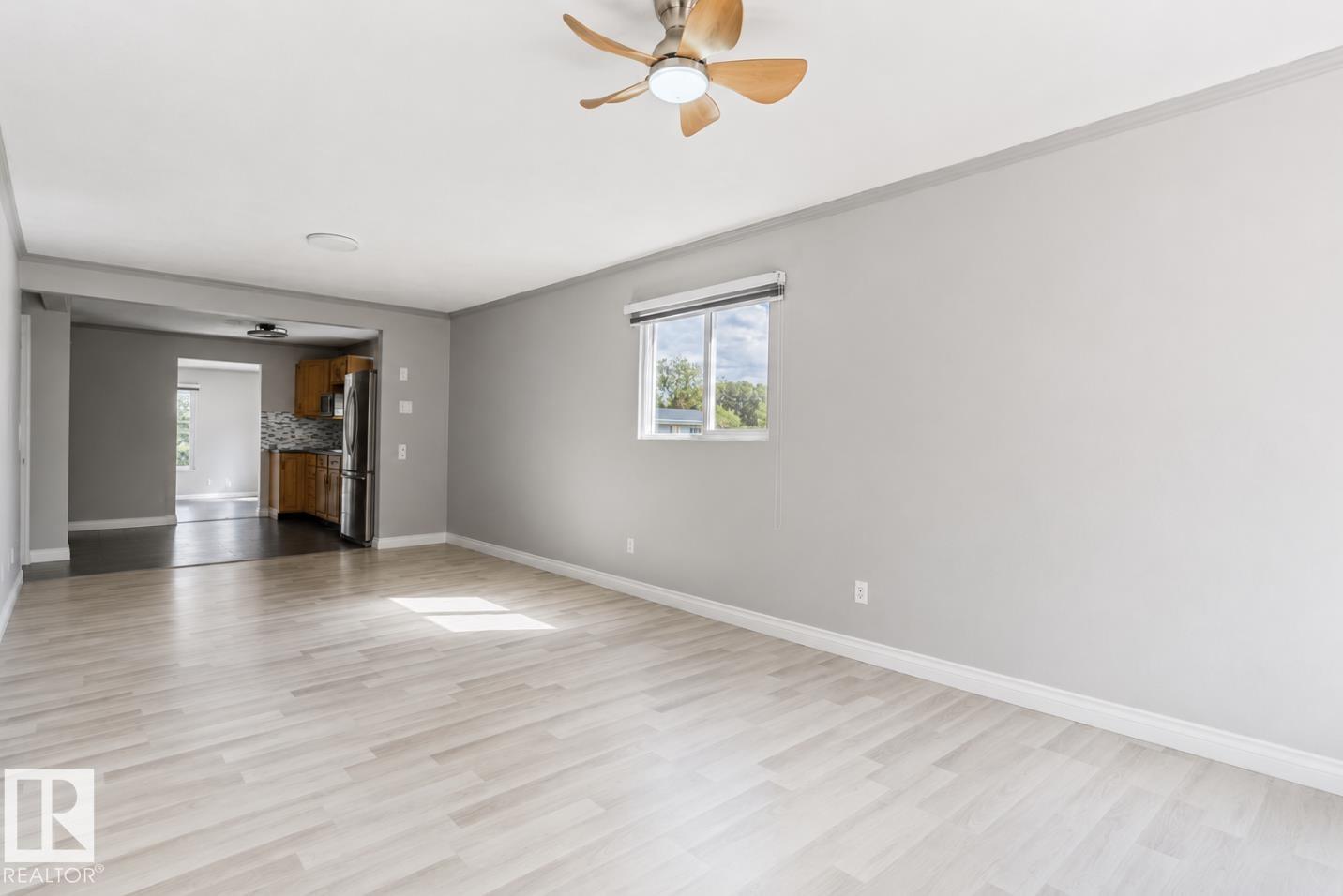 5409 45 St Property Photo 28