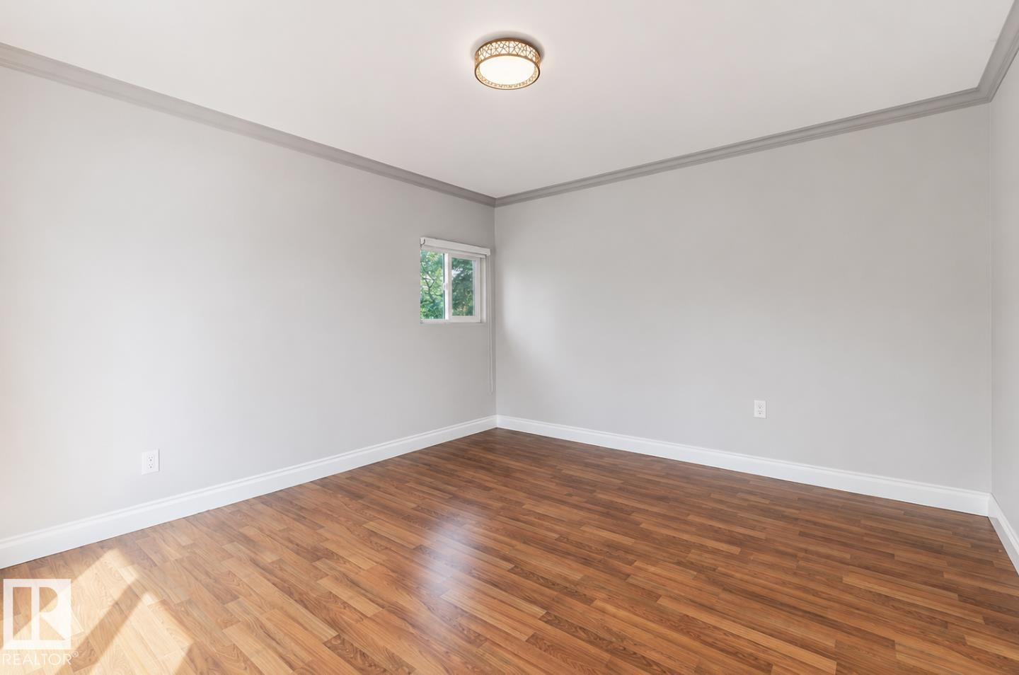 5409 45 St Property Photo 34