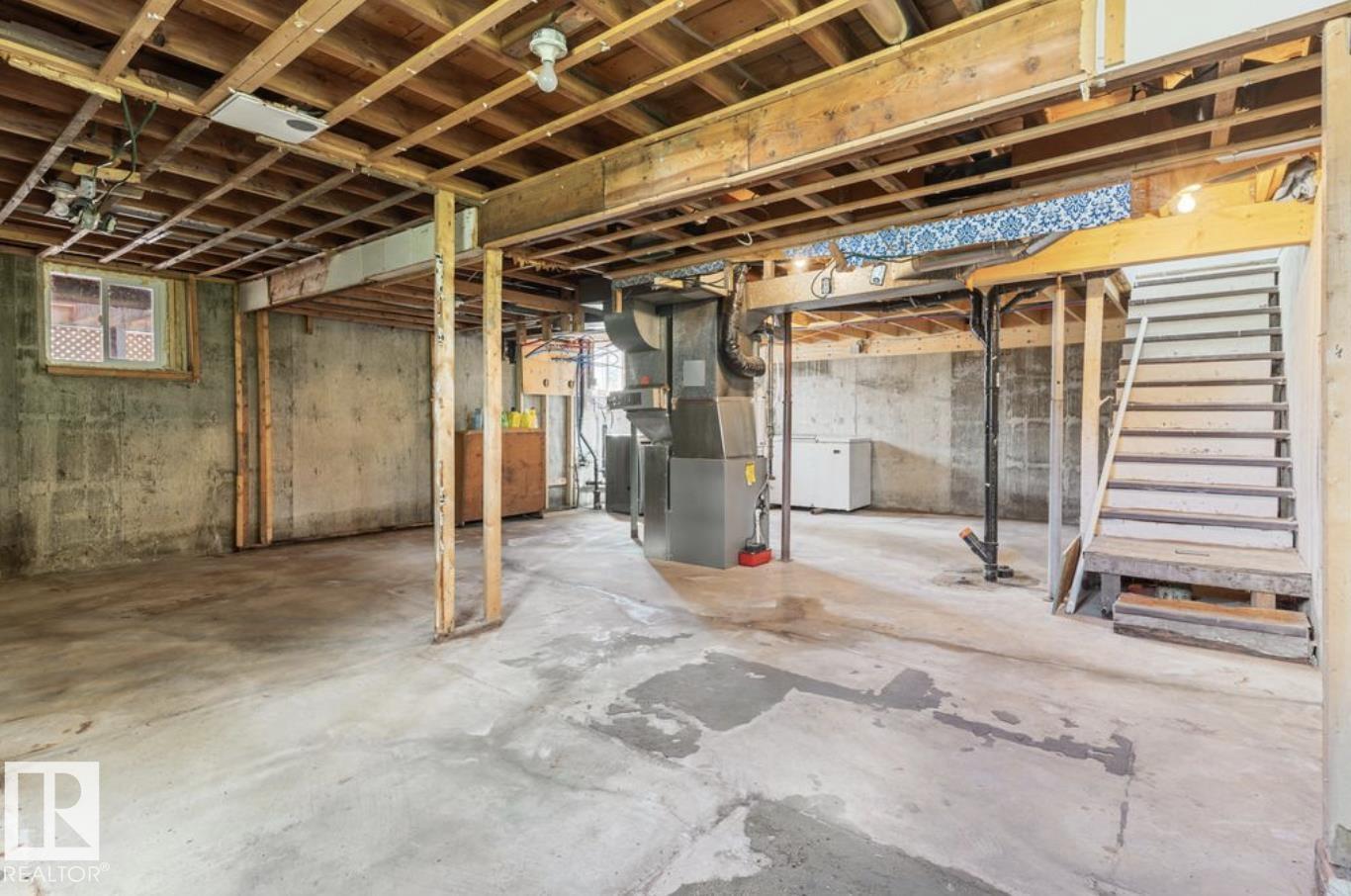 5409 45 St Property Photo 38