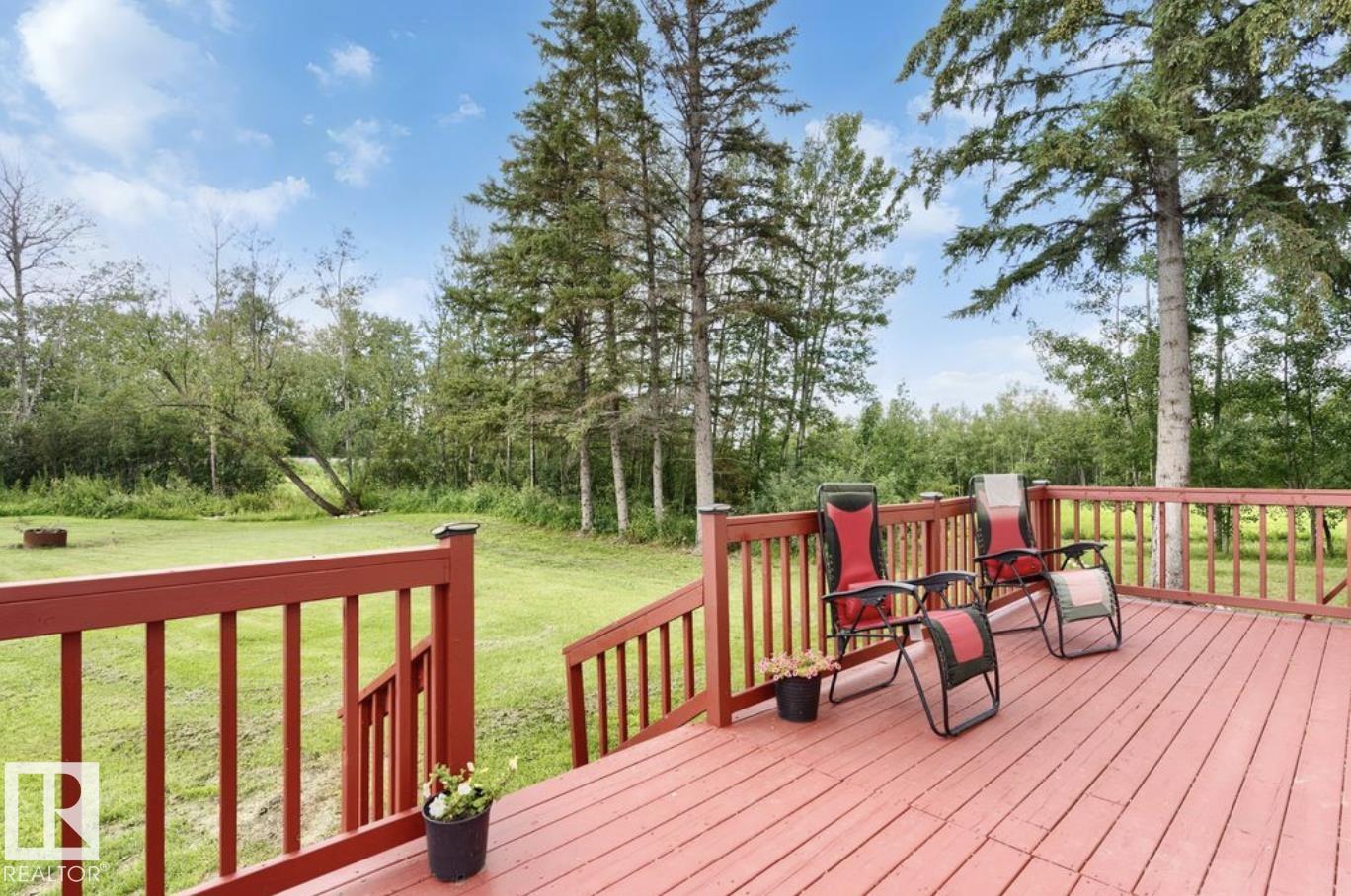 5409 45 St Property Photo 46