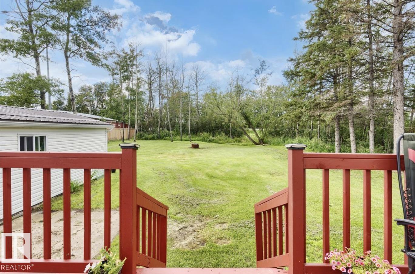 5409 45 St Property Photo 47