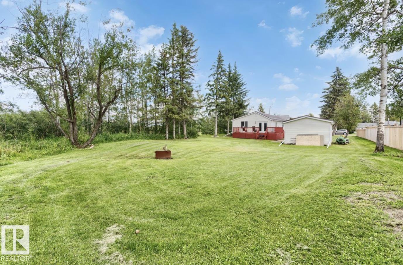 5409 45 St Property Photo 52