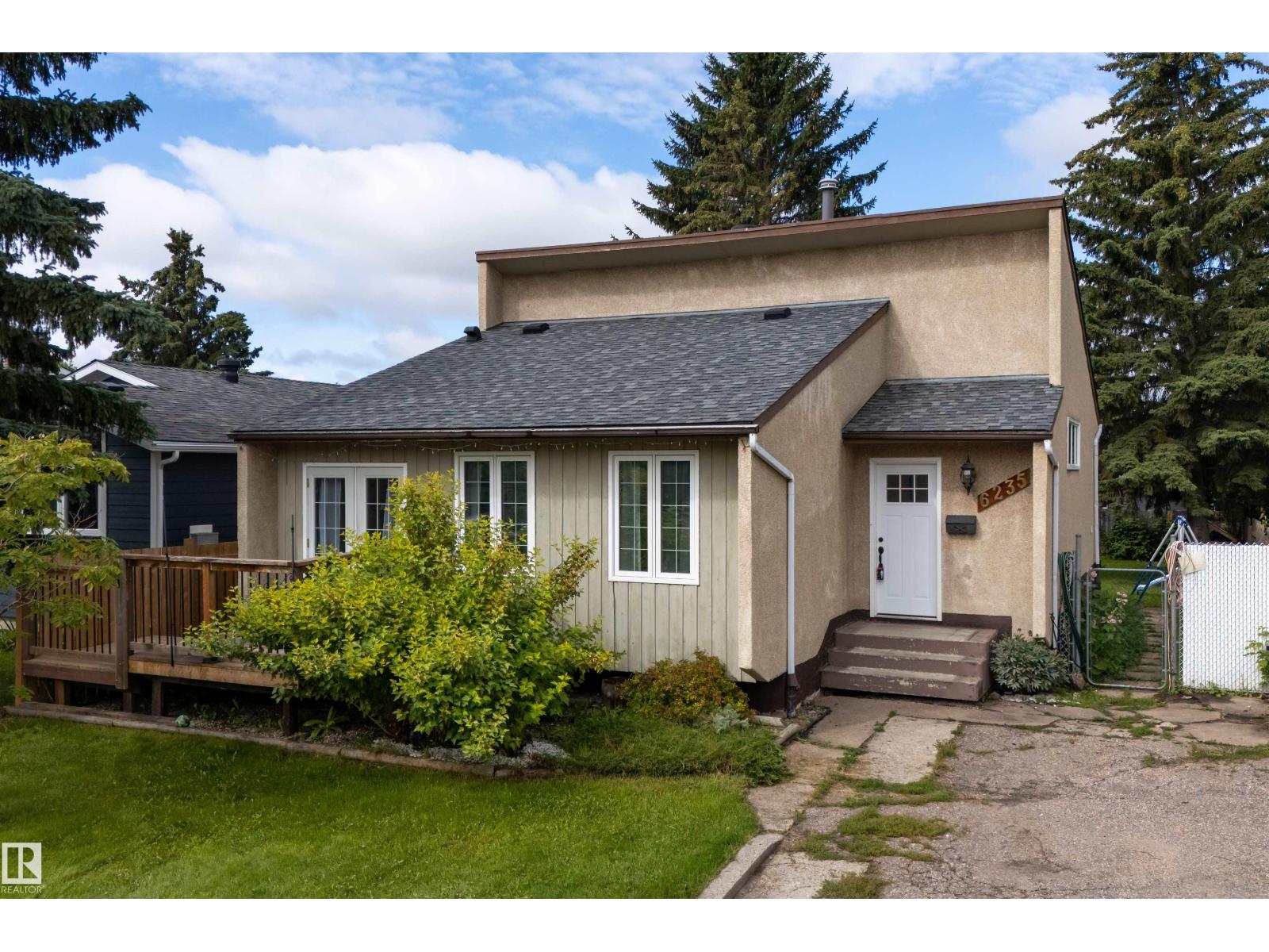 6235 13 Avenue Nw Property Photo 1