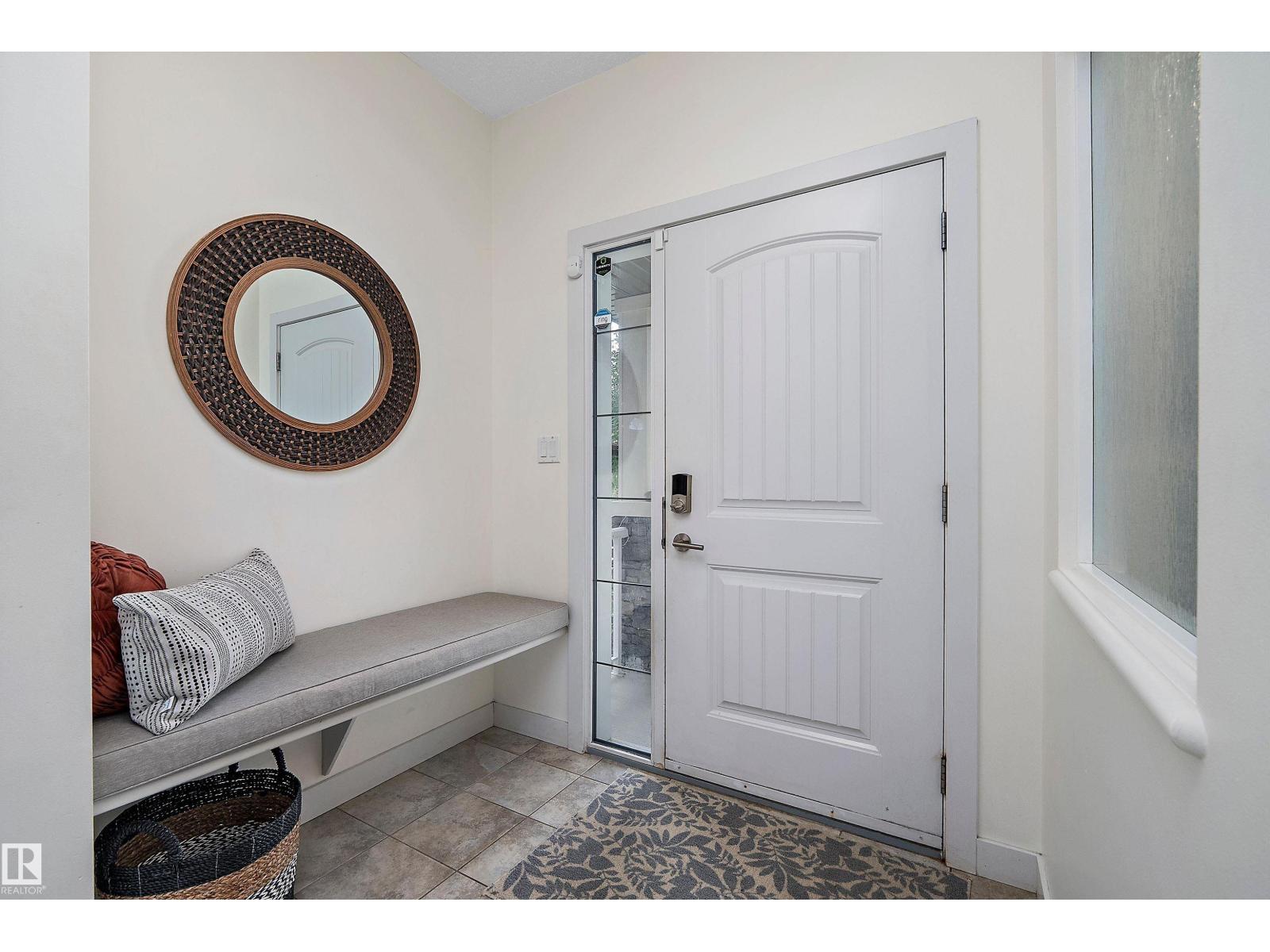 15832 11 Av Sw Property Photo 2