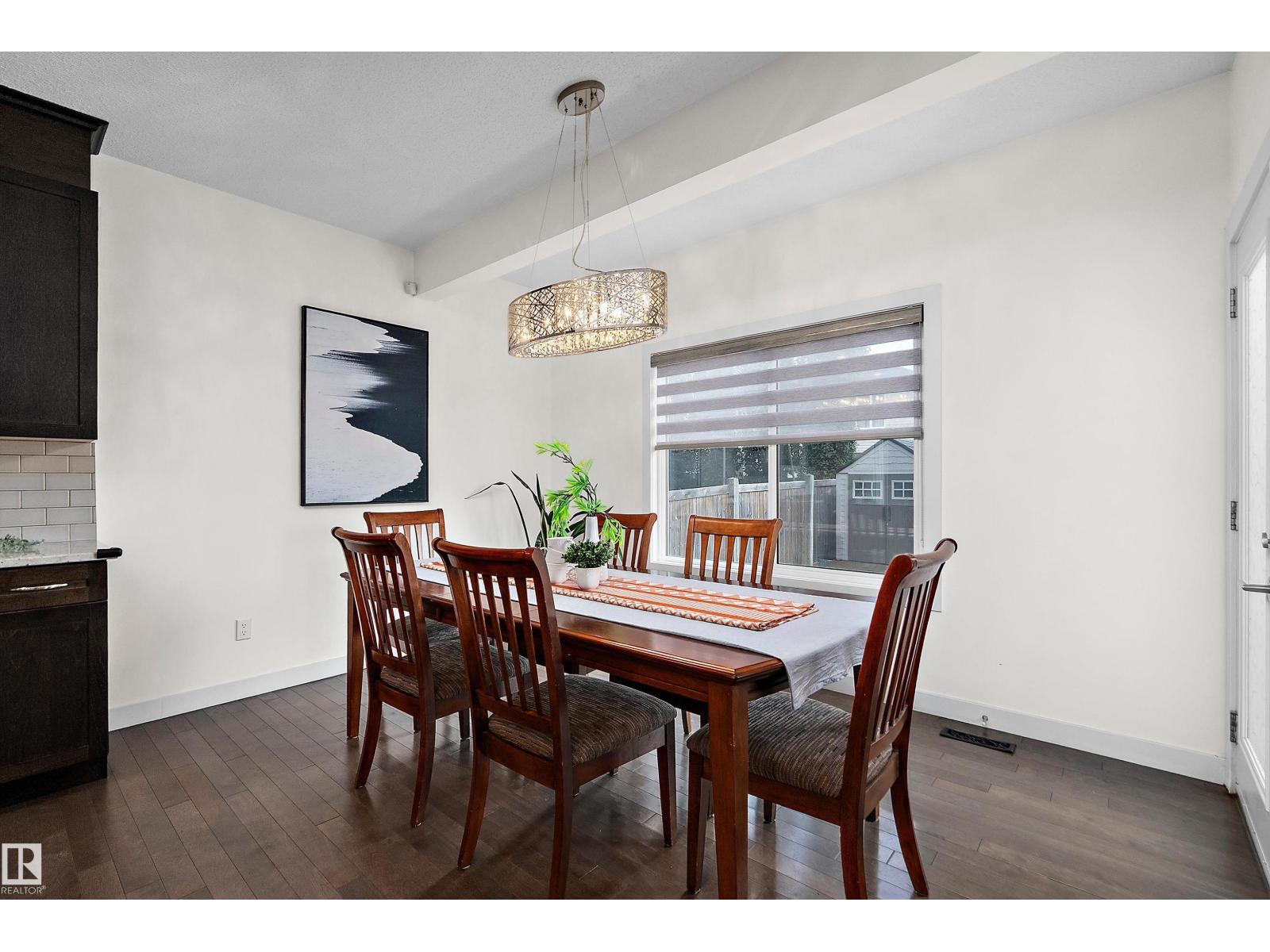 15832 11 Av Sw Property Photo 13