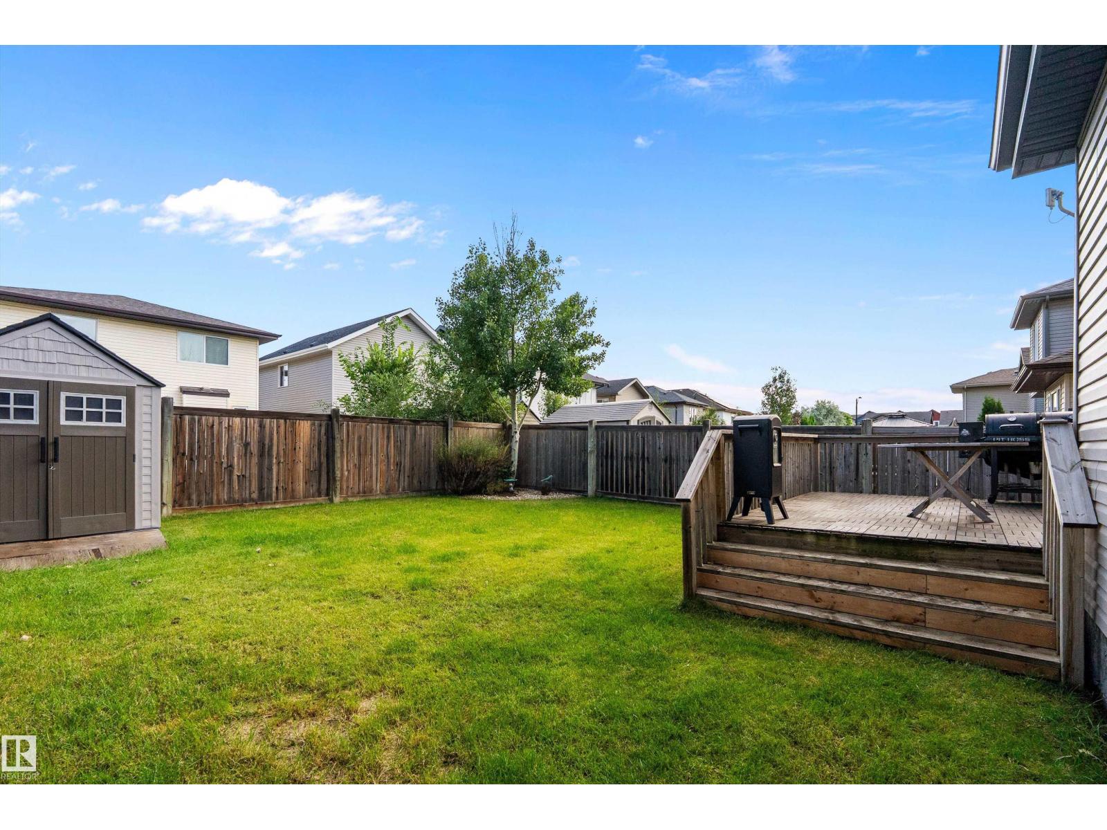 15832 11 Av Sw Property Photo 50