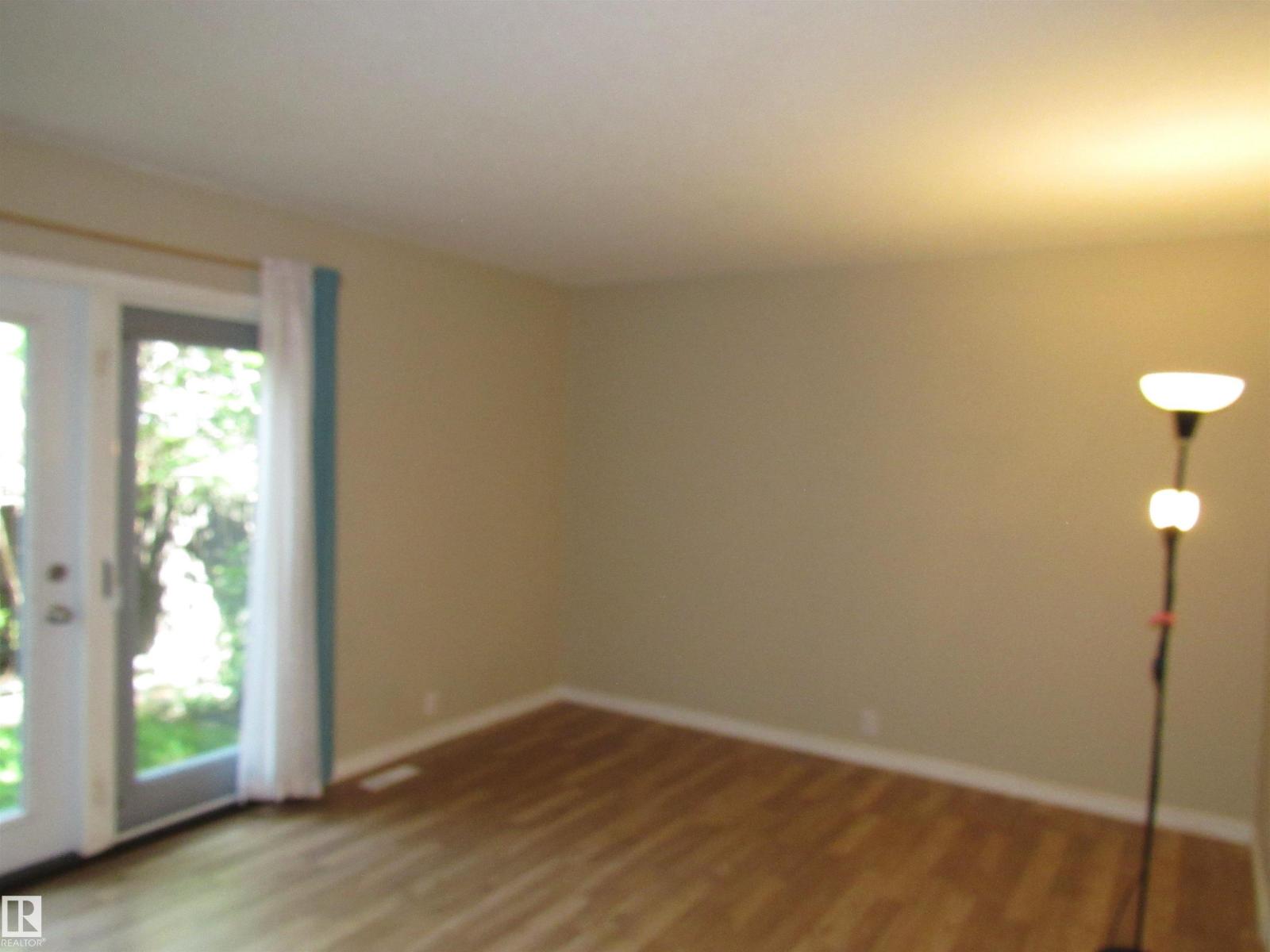1692 37 St Nw Property Photo 5