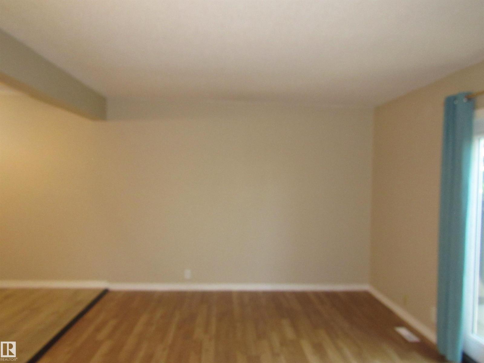1692 37 St Nw Property Photo 6