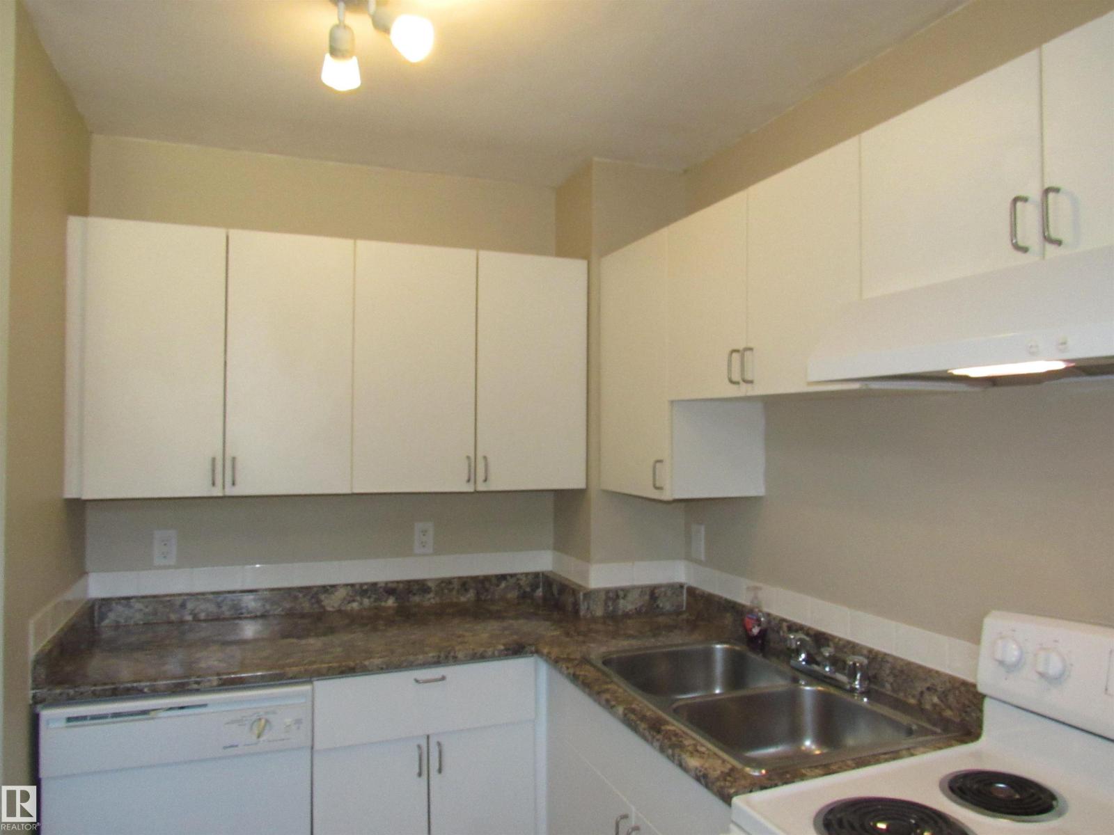 1692 37 St Nw Property Photo 10