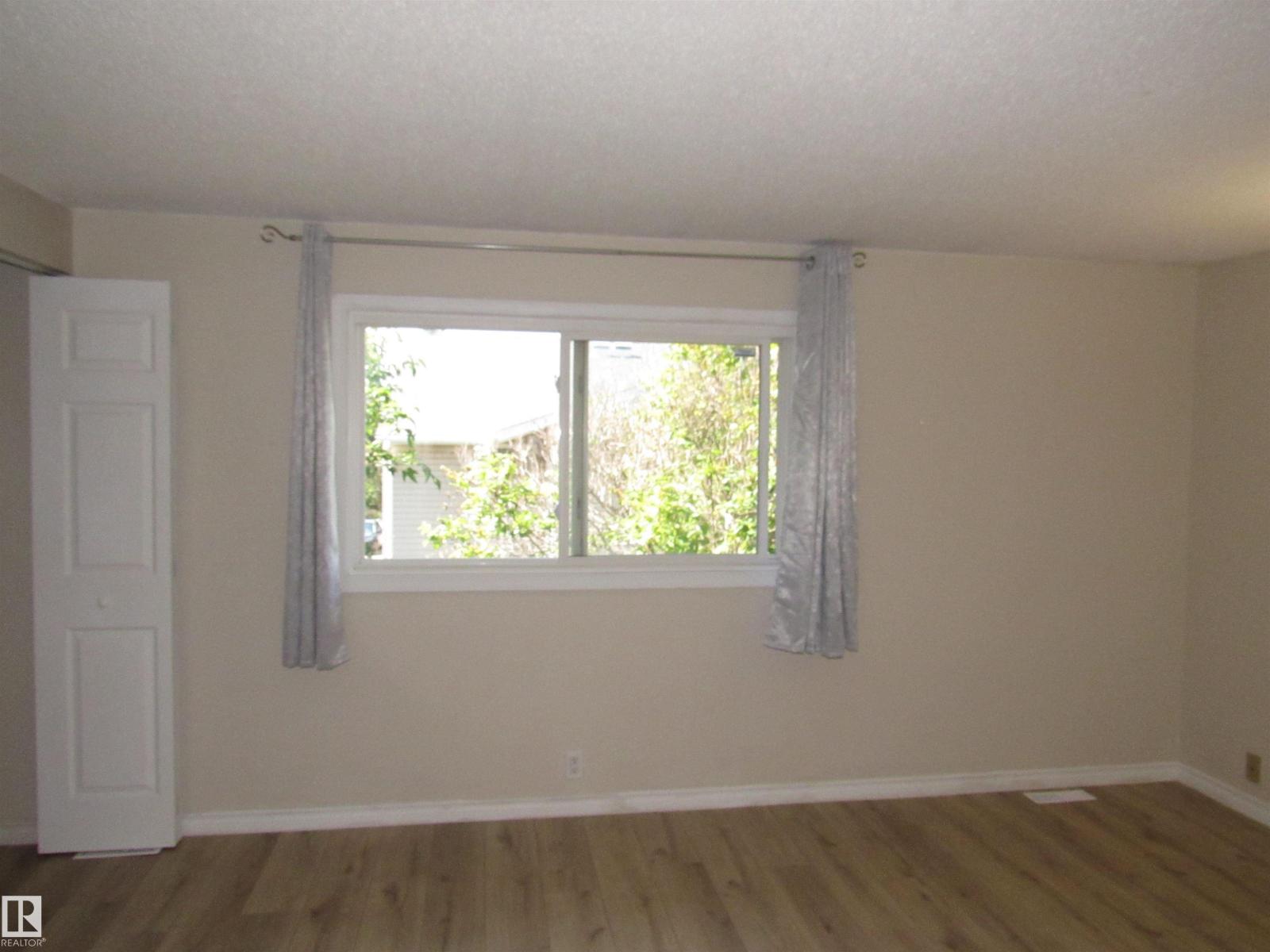 1692 37 St Nw Property Photo 15