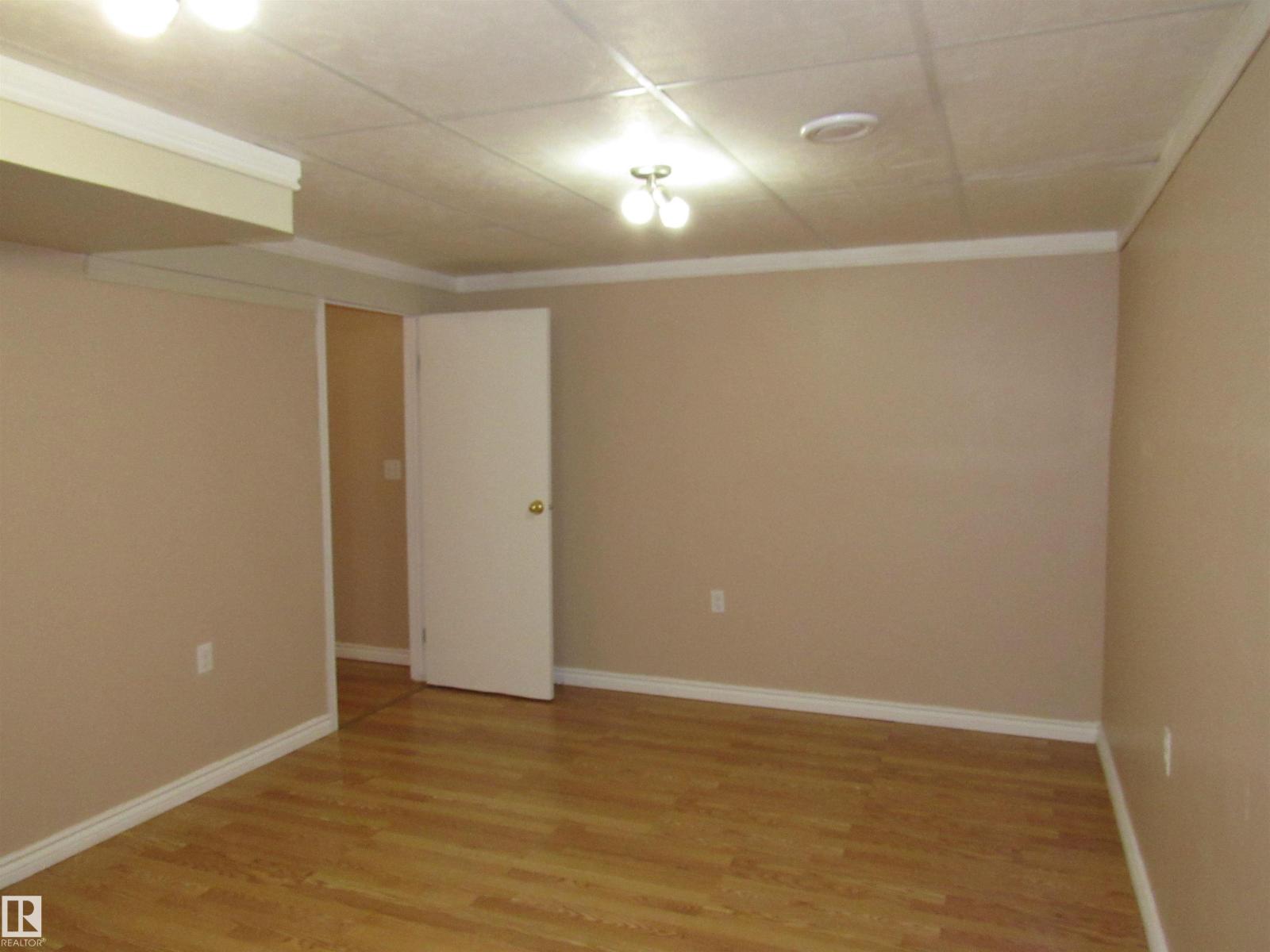 1692 37 St Nw Property Photo 30