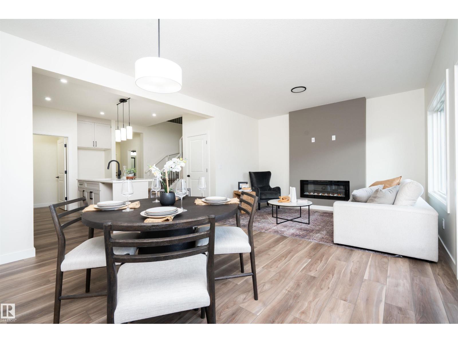 2623 5 AV SW