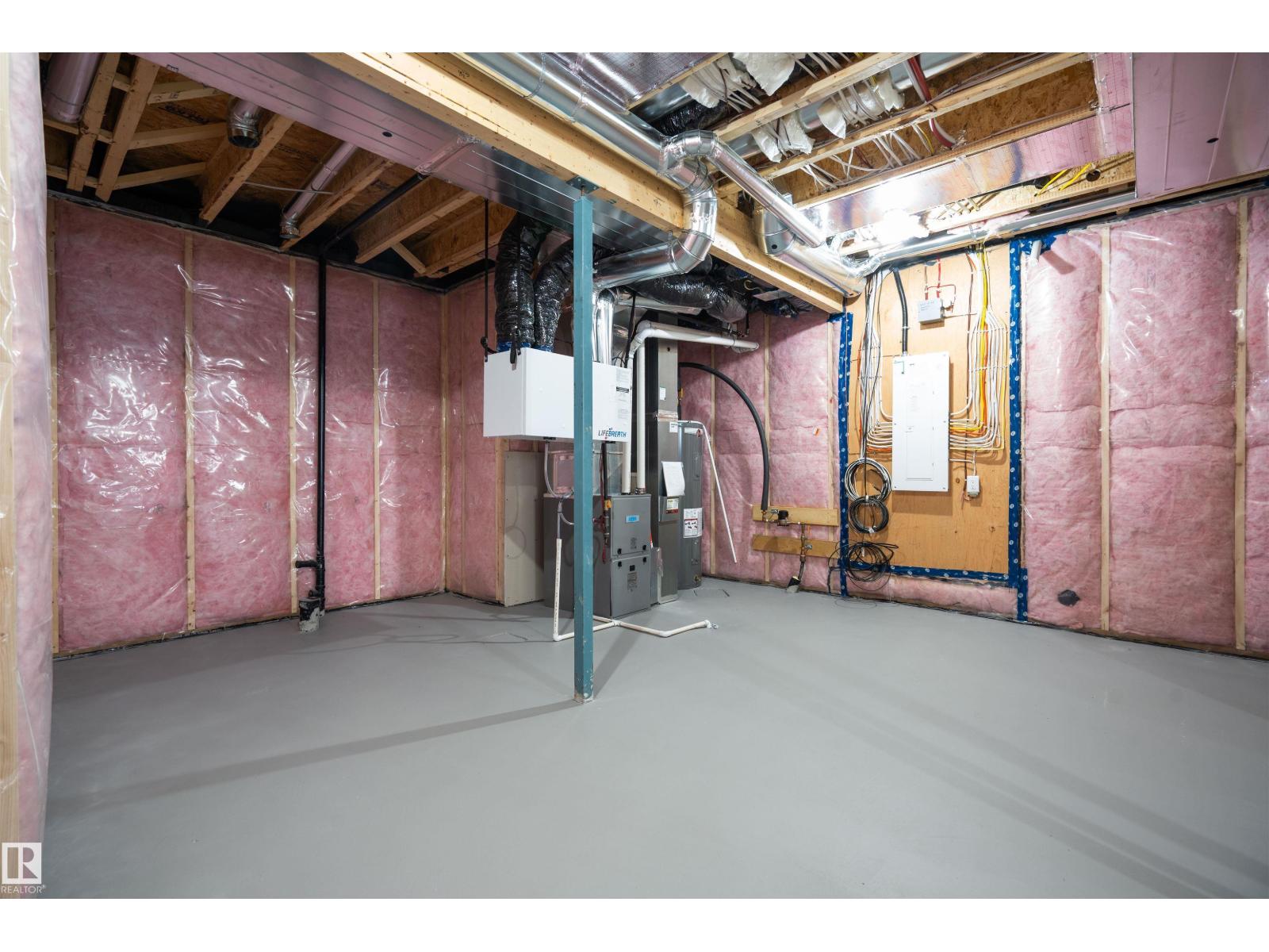 2623 5 Av Sw Property Photo 34