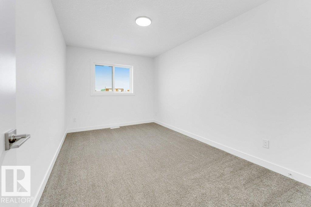 182 Pacific Drive Property Photo 16