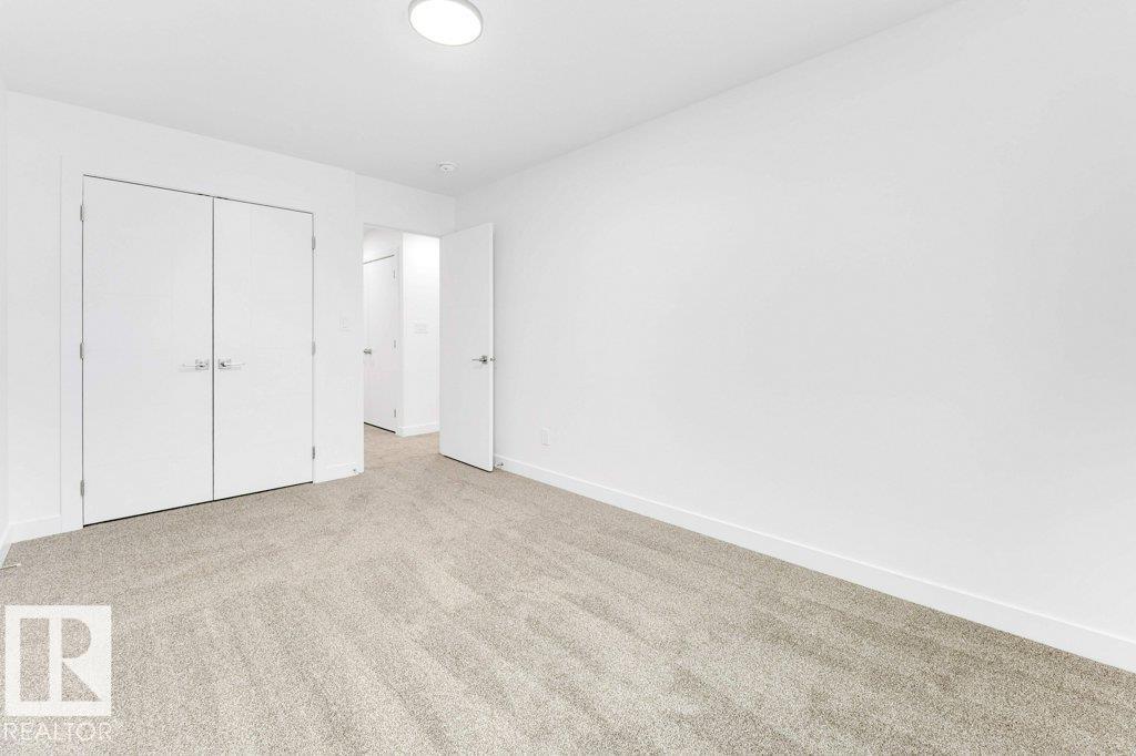182 Pacific Drive Property Photo 17