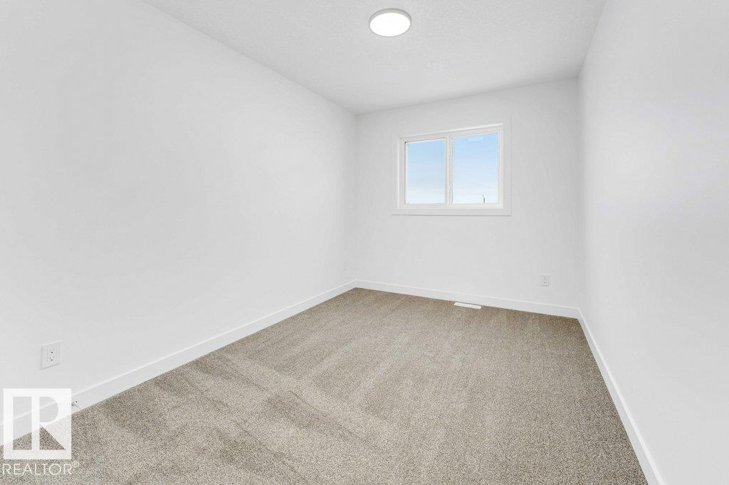 182 Pacific Drive Property Photo 18