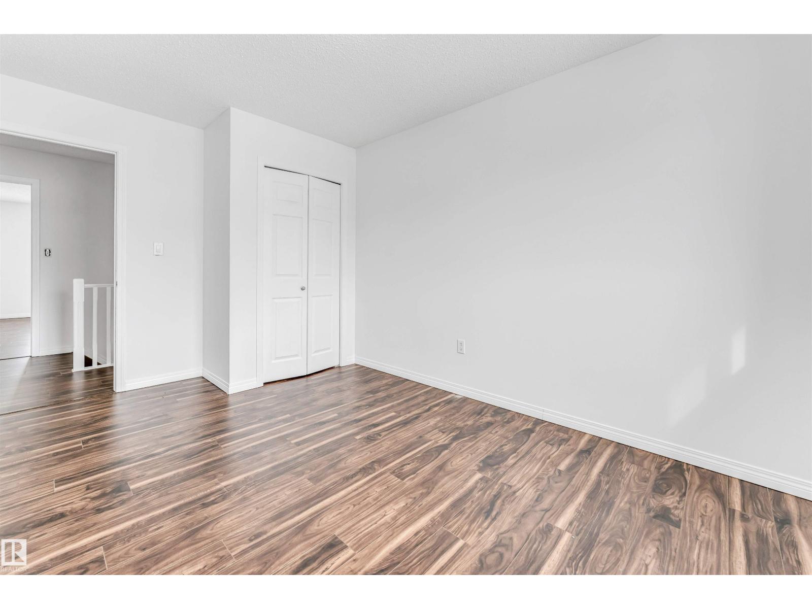96 4350 23 St Nw Property Photo 20