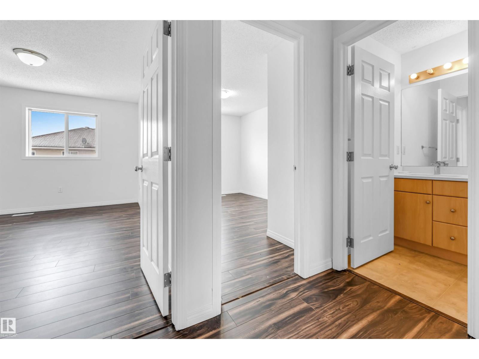 96 4350 23 St Nw Property Photo 23