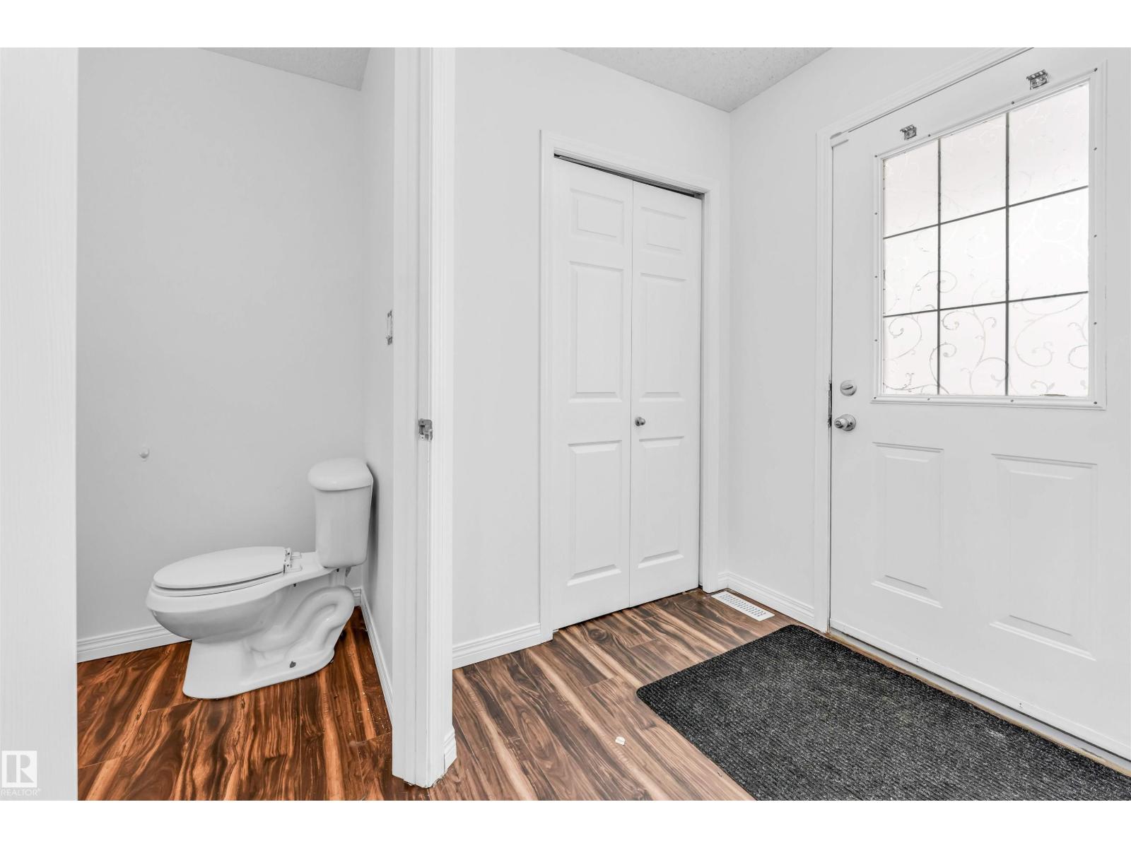 96 4350 23 St Nw Property Photo 28