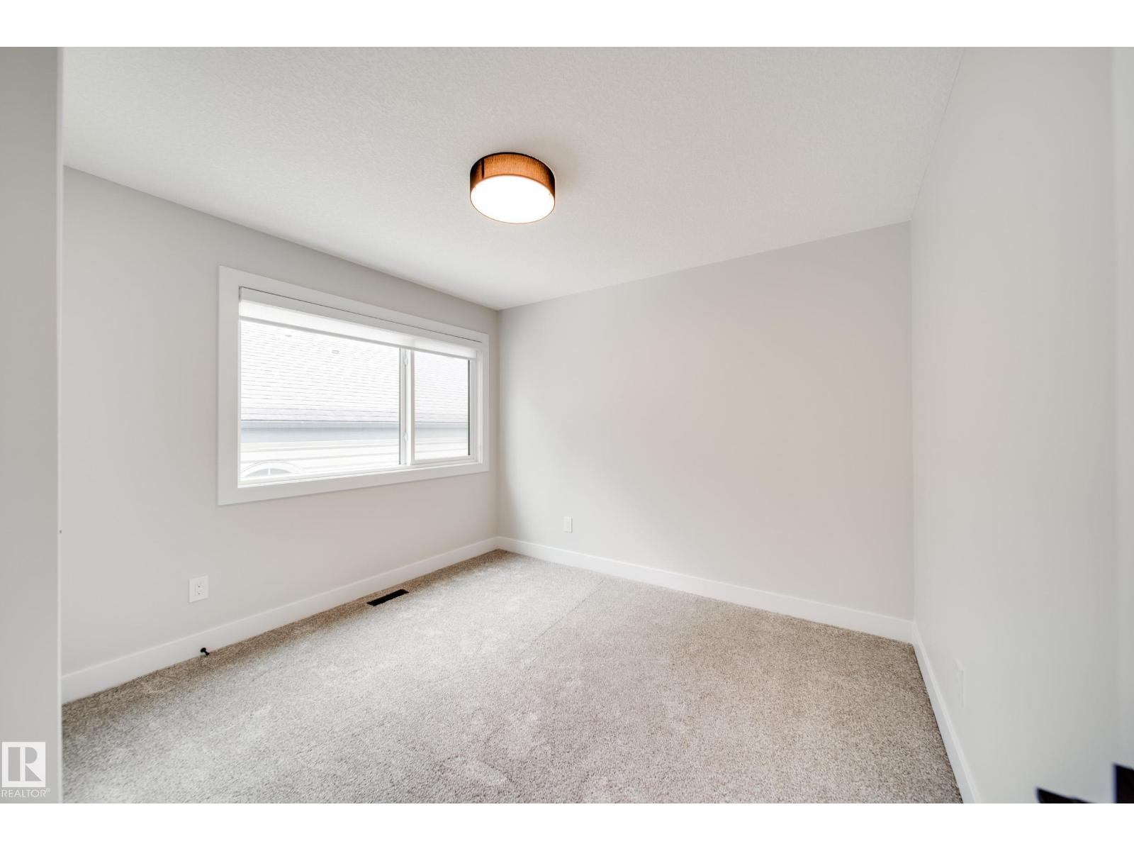 9625 101 St Nw Property Photo 28