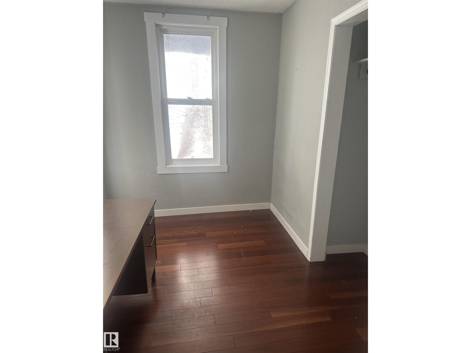 11618 89 St Nw Nw Property Photo 5