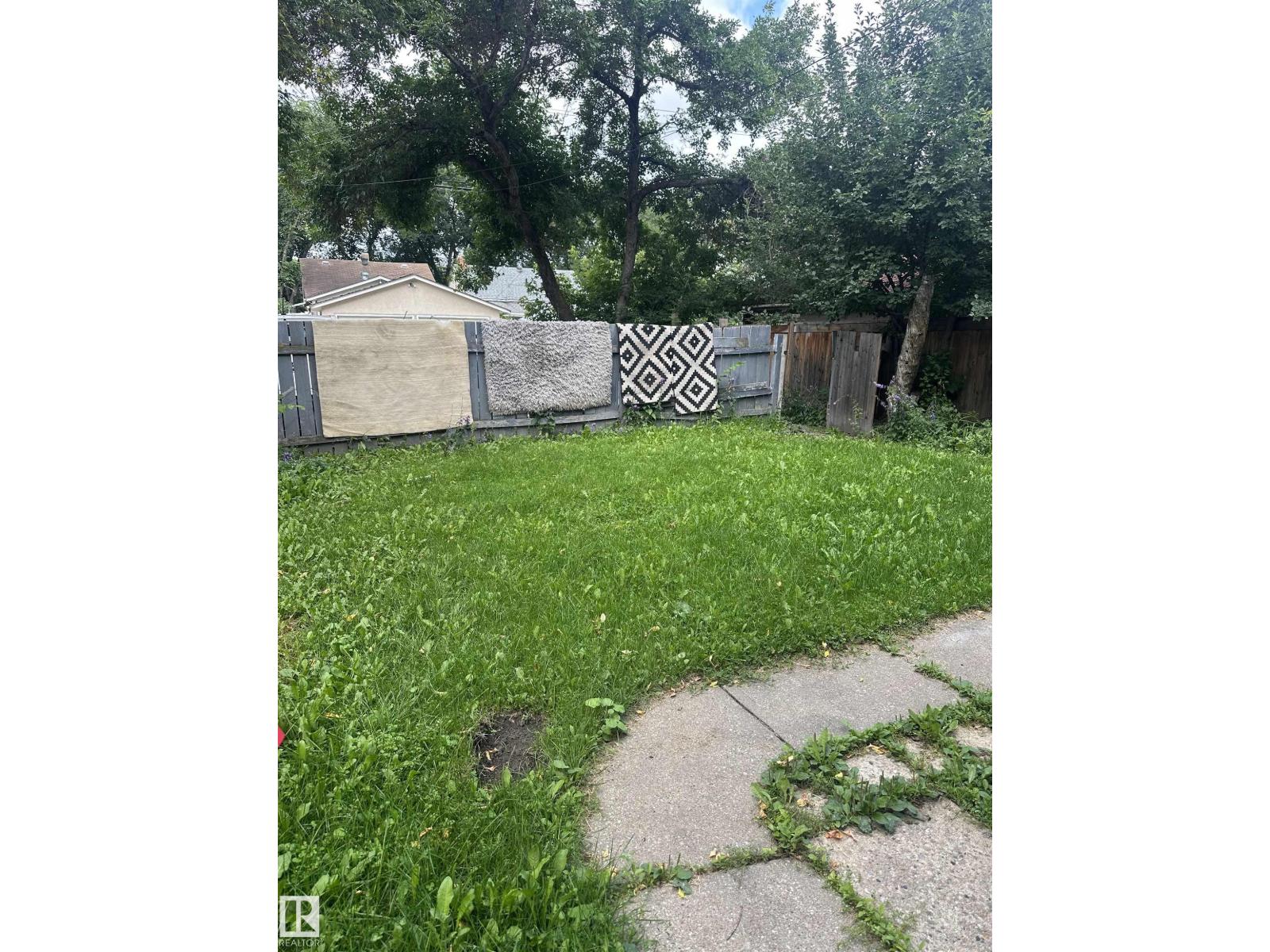 11618 89 St Nw Nw Property Photo 12