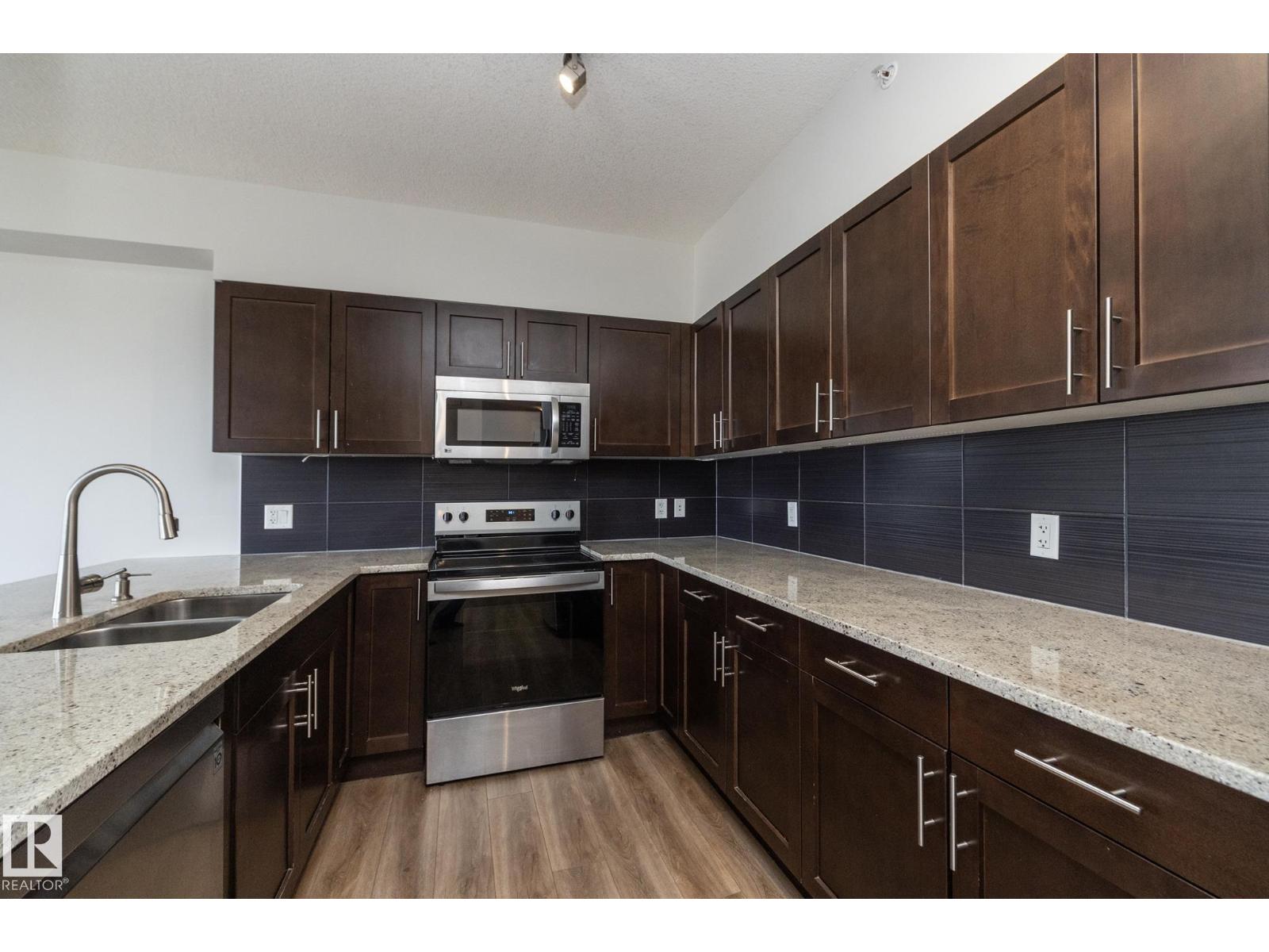 #3104 10152 104 St Nw Property Photo 16