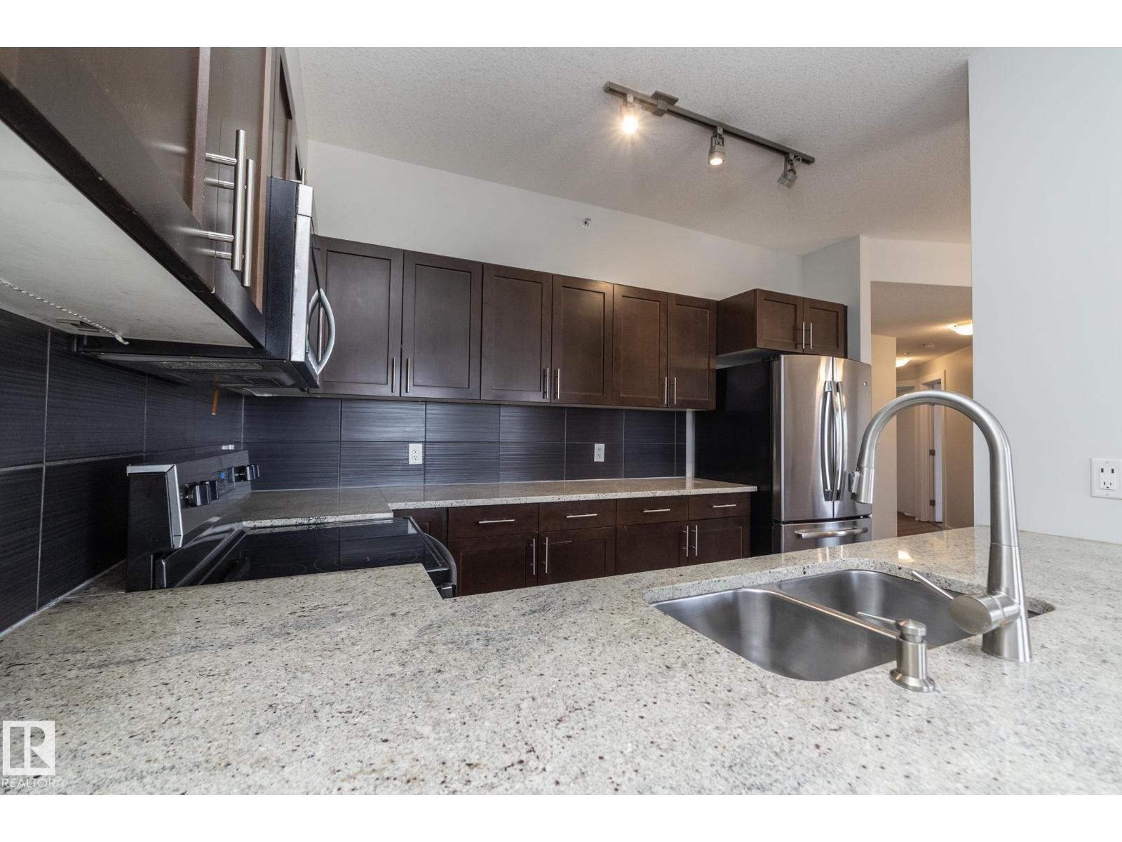 #3104 10152 104 St Nw Property Photo 45