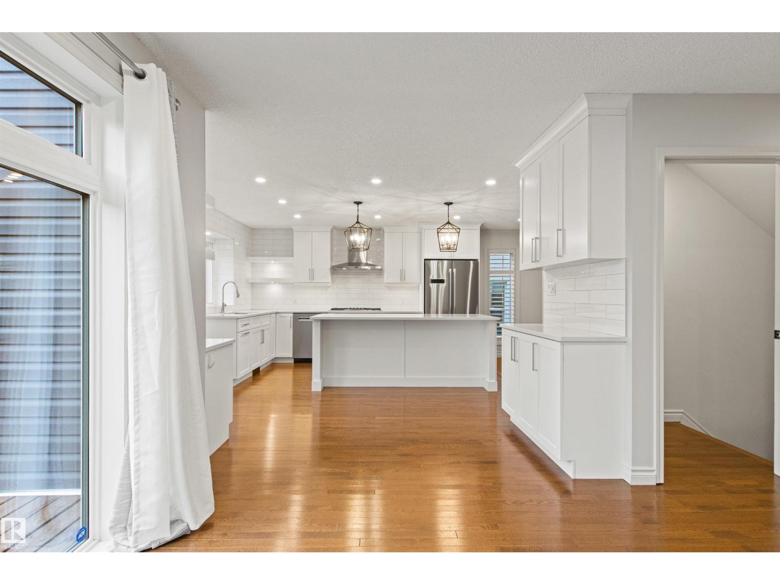 10626 125 St Nw Property Photo 14