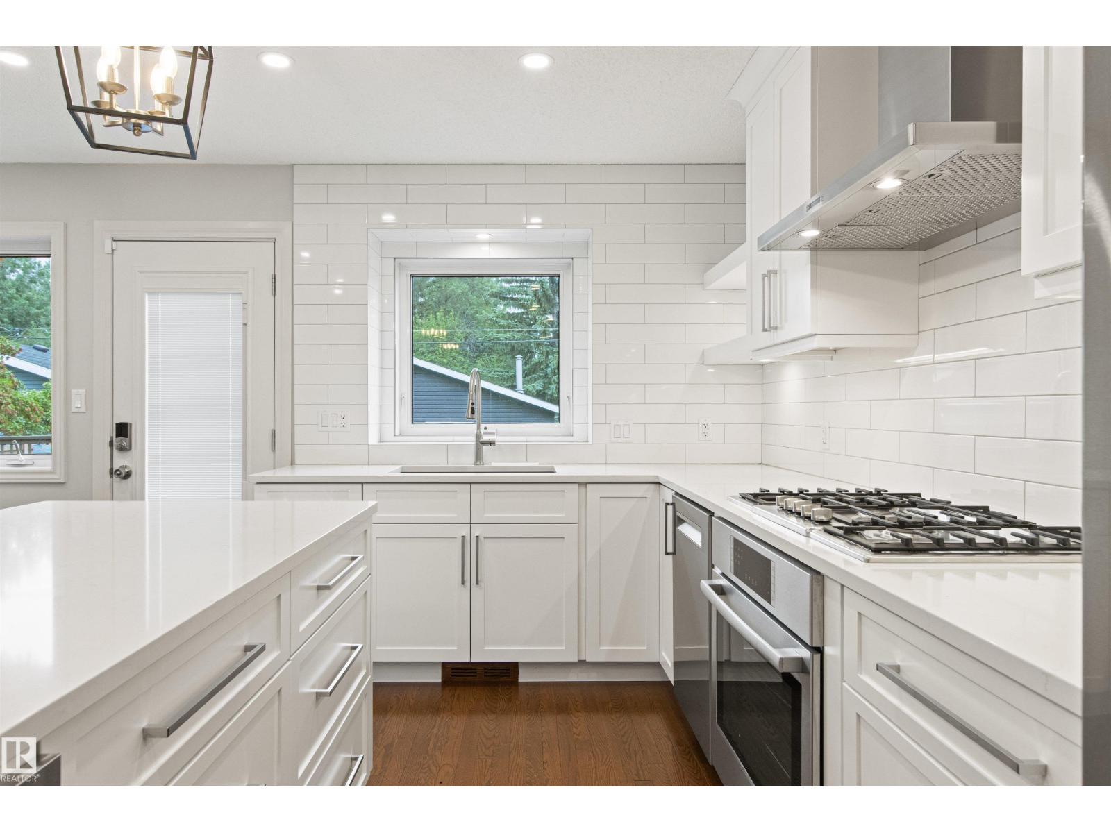 10626 125 St Nw Property Photo 22