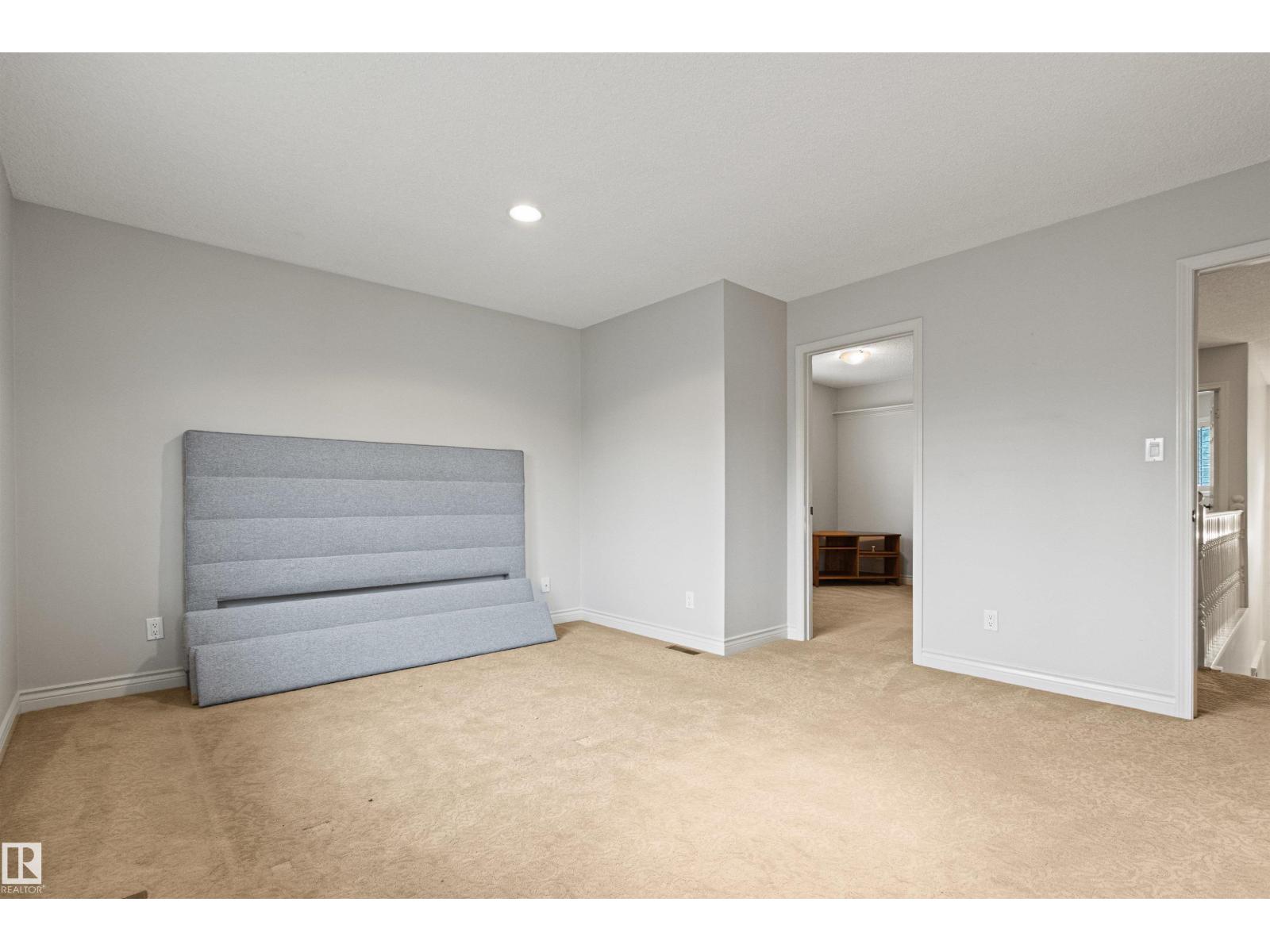 10626 125 St Nw Property Photo 44