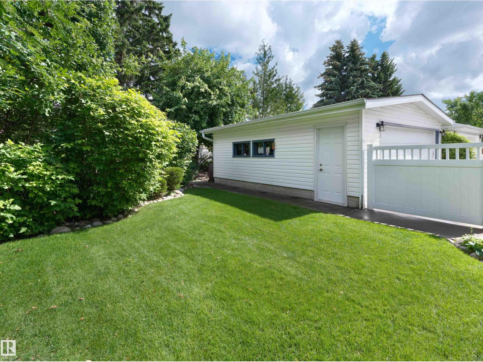 14719 62 St Nw Property Photo 28