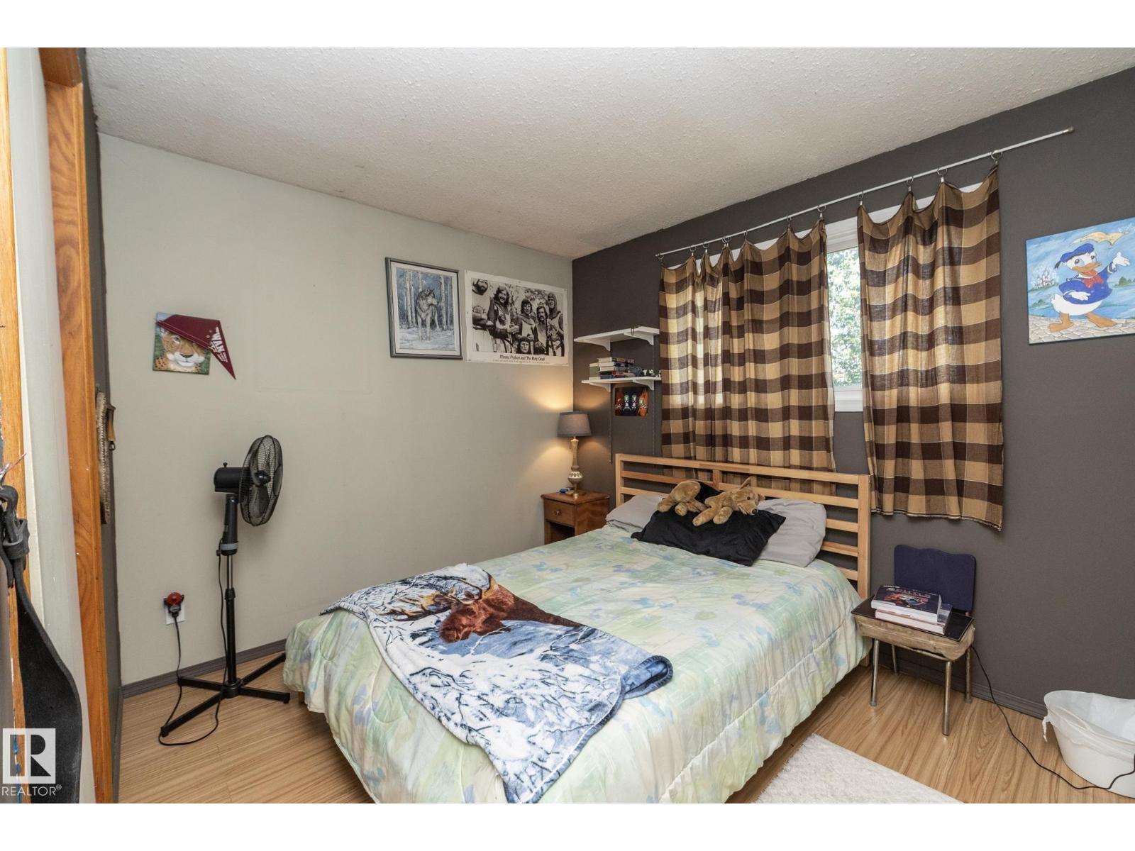 3608 44 St Property Photo 12