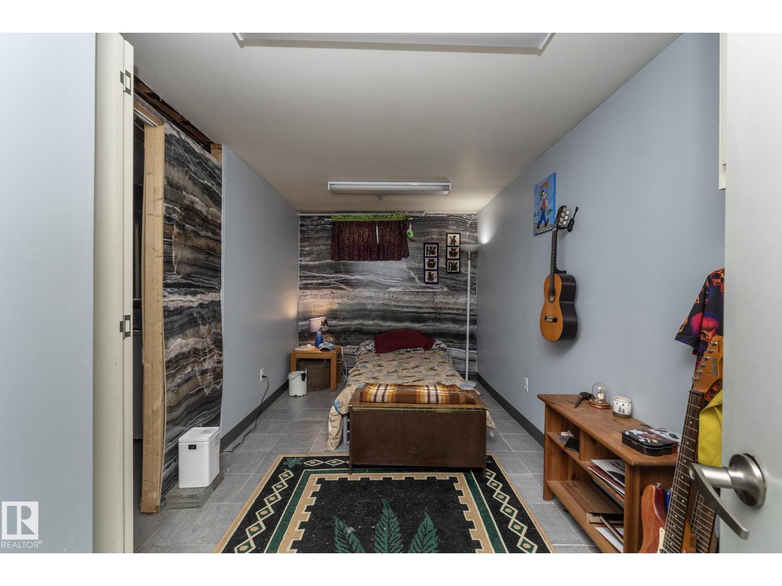 3608 44 St Property Photo 13